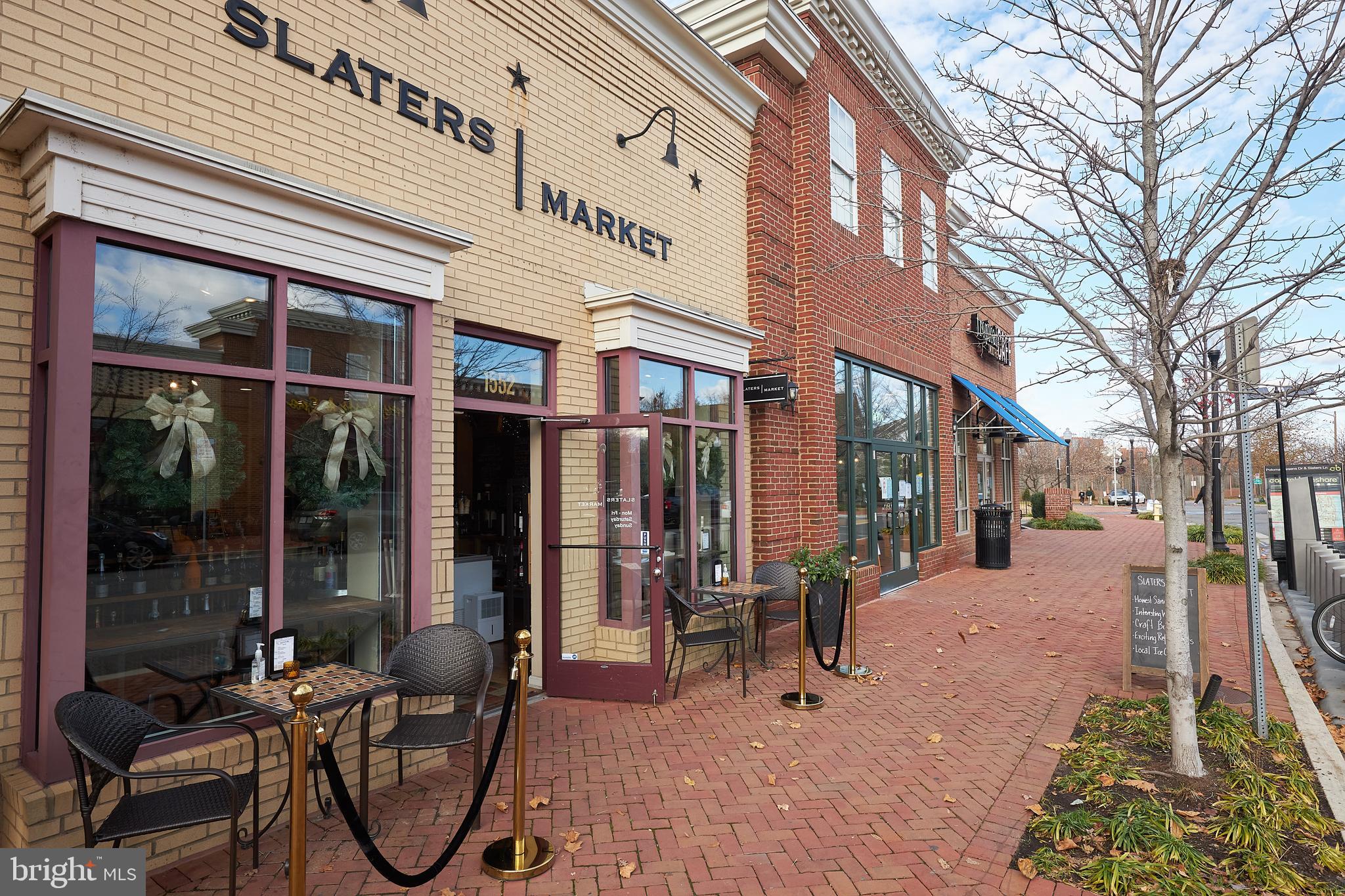 OLD TOWN GREENS - Residential