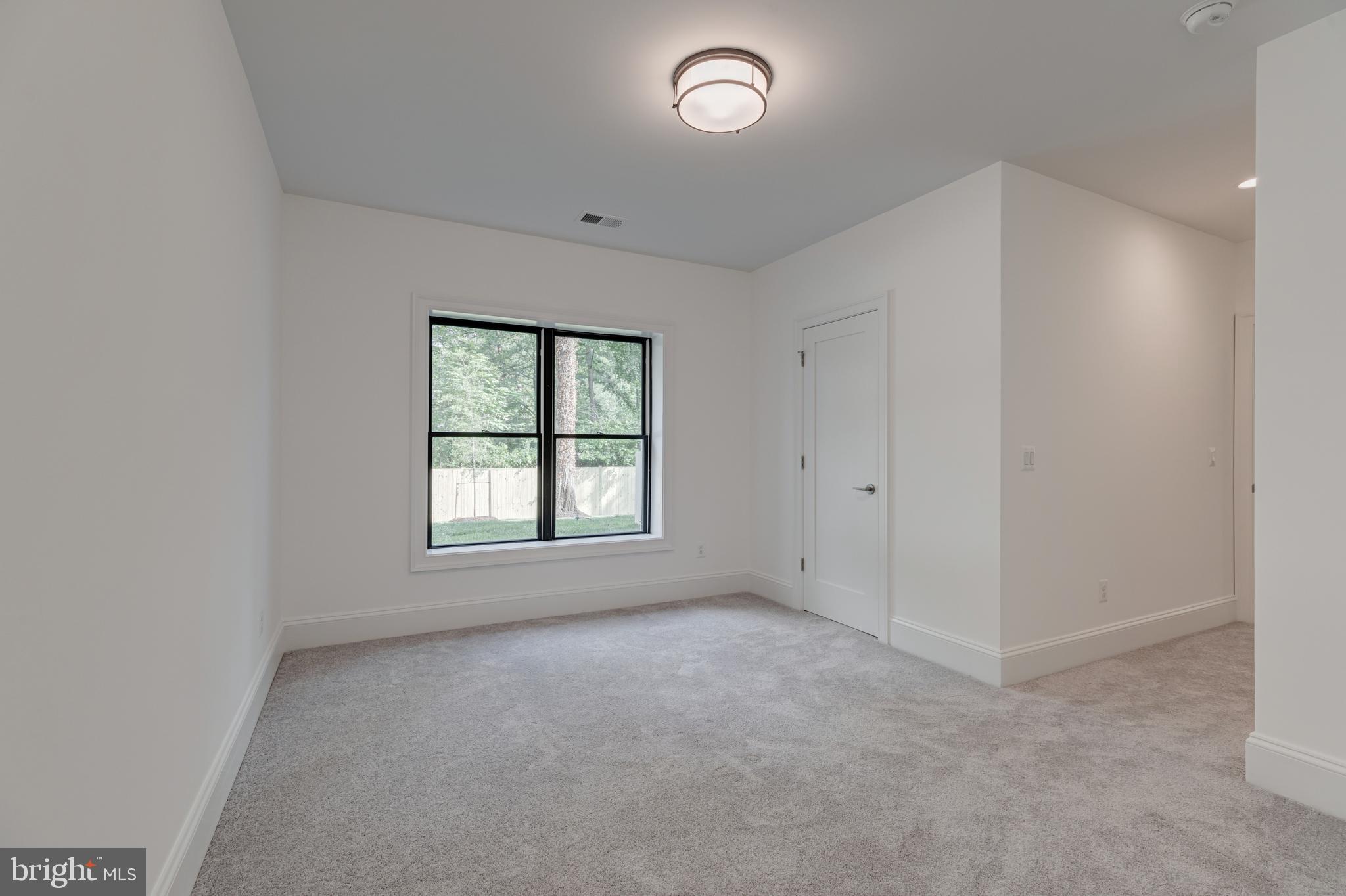 COUNTRY CLUB HILLS - Residential