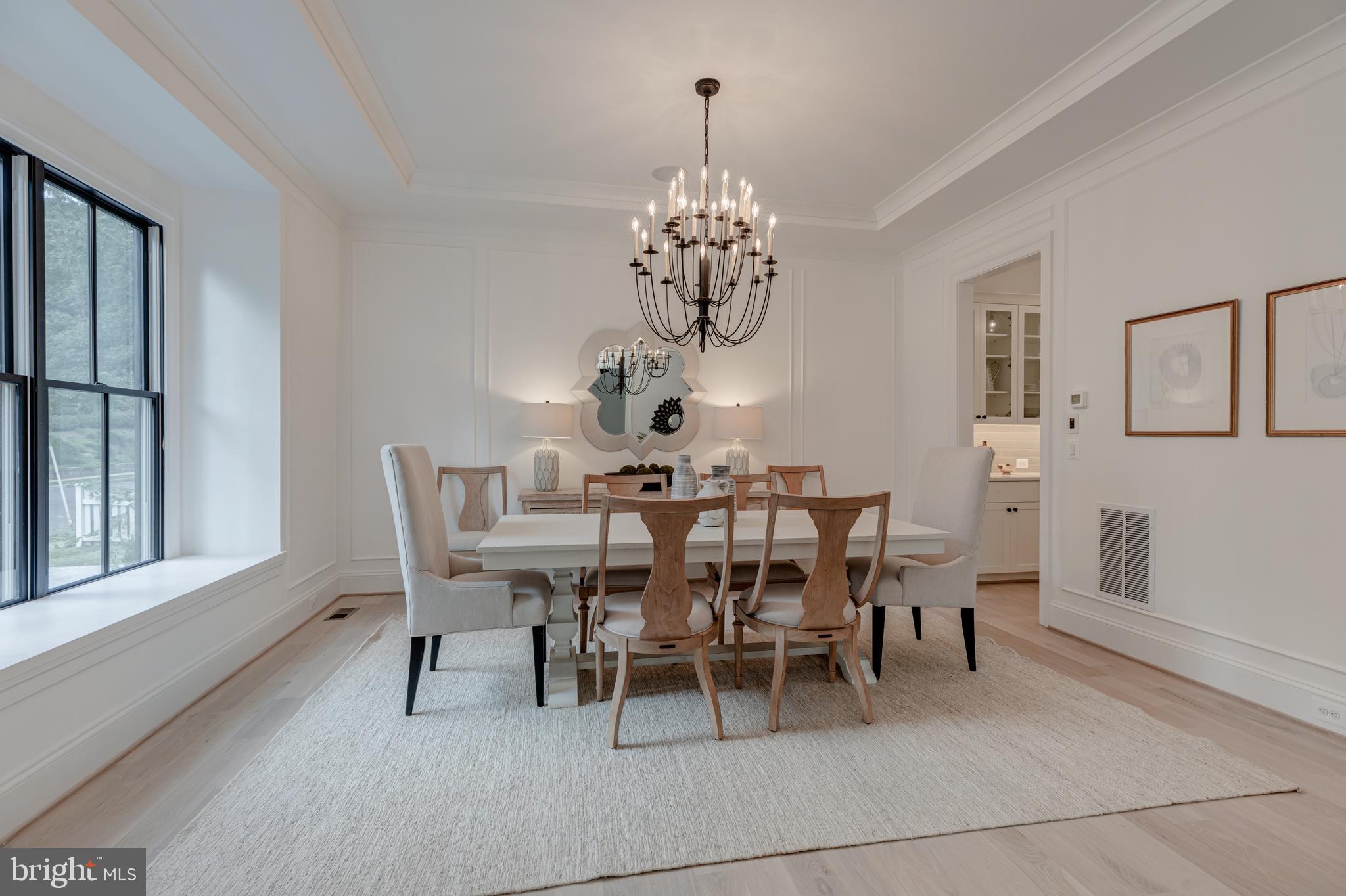 COUNTRY CLUB HILLS - Residential