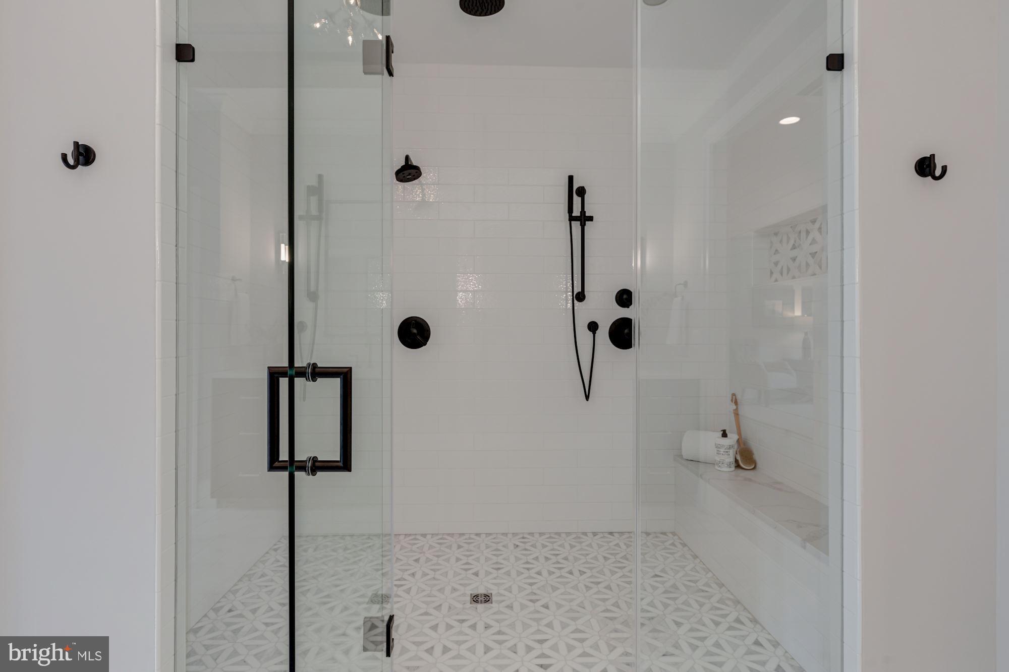 COUNTRY CLUB HILLS - Residential