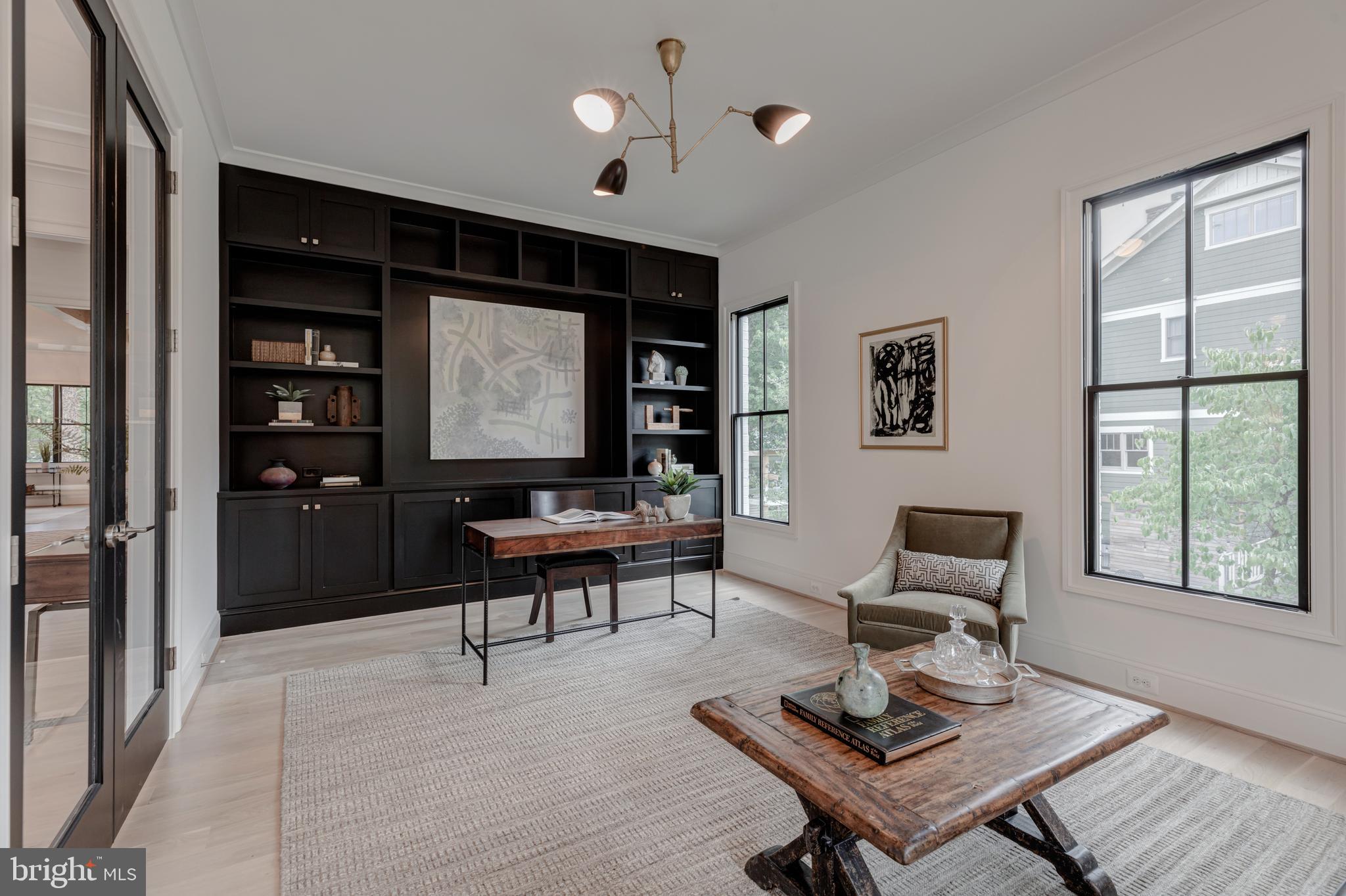 COUNTRY CLUB HILLS - Residential