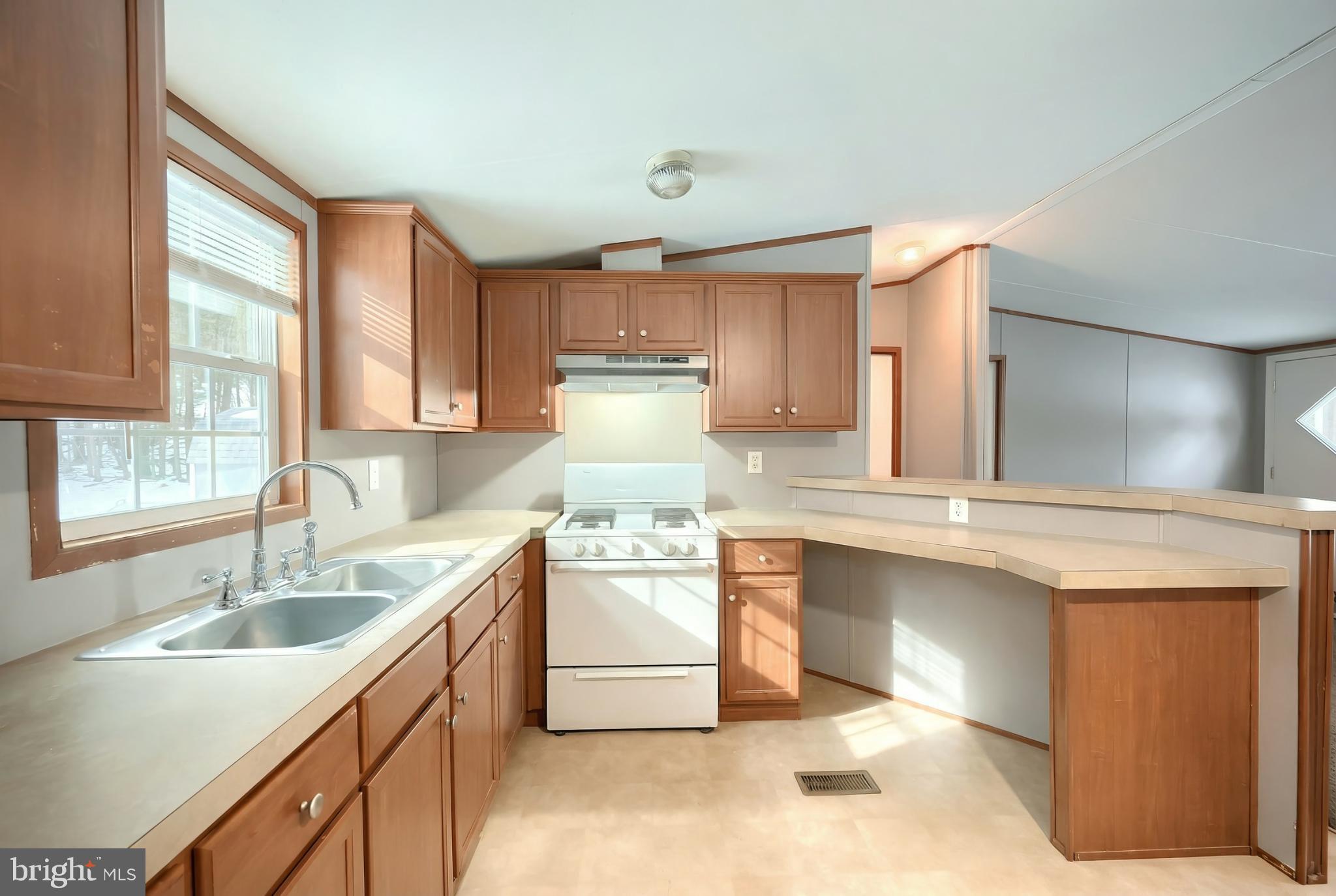 MOUNTAINS - Residential