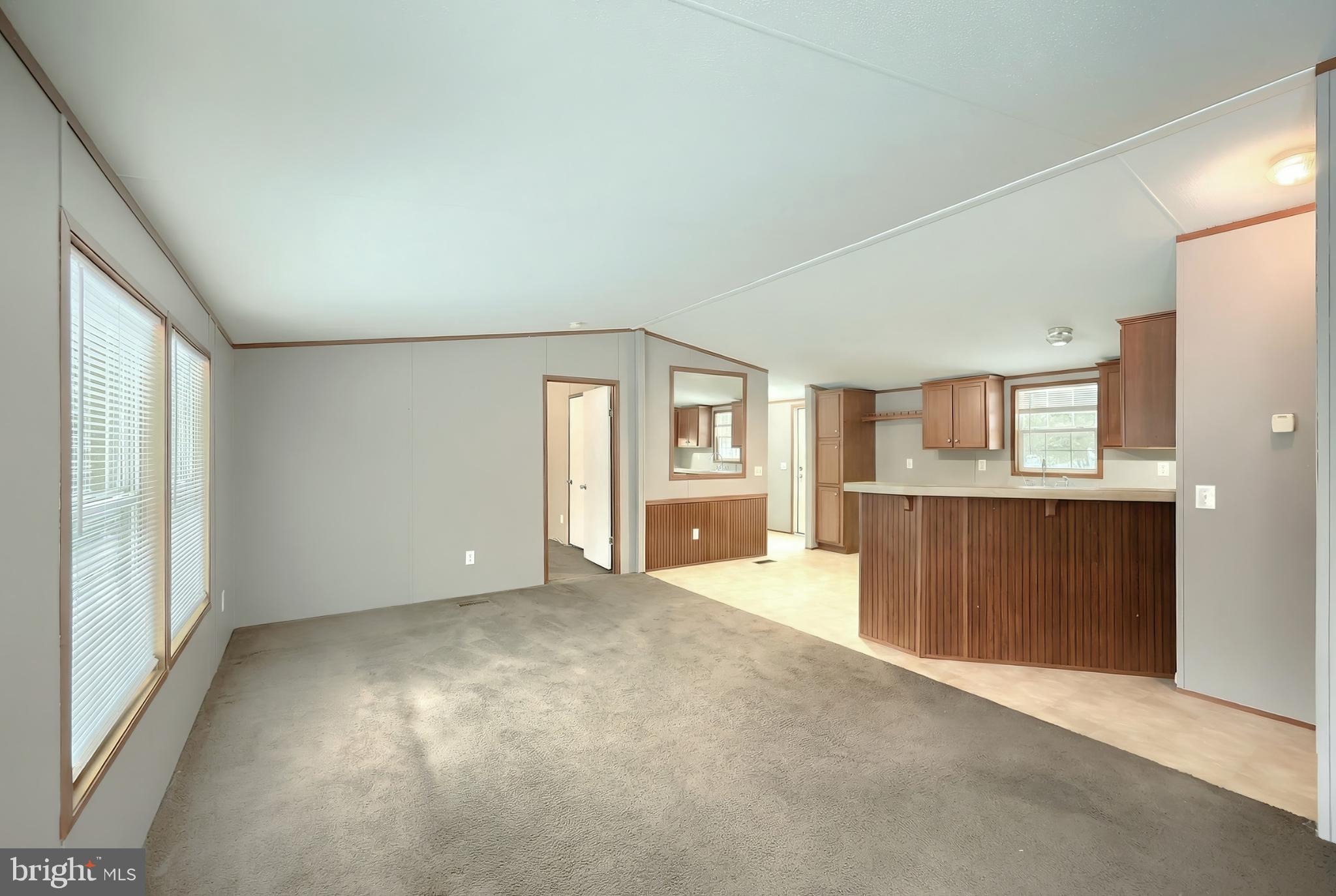 MOUNTAINS - Residential