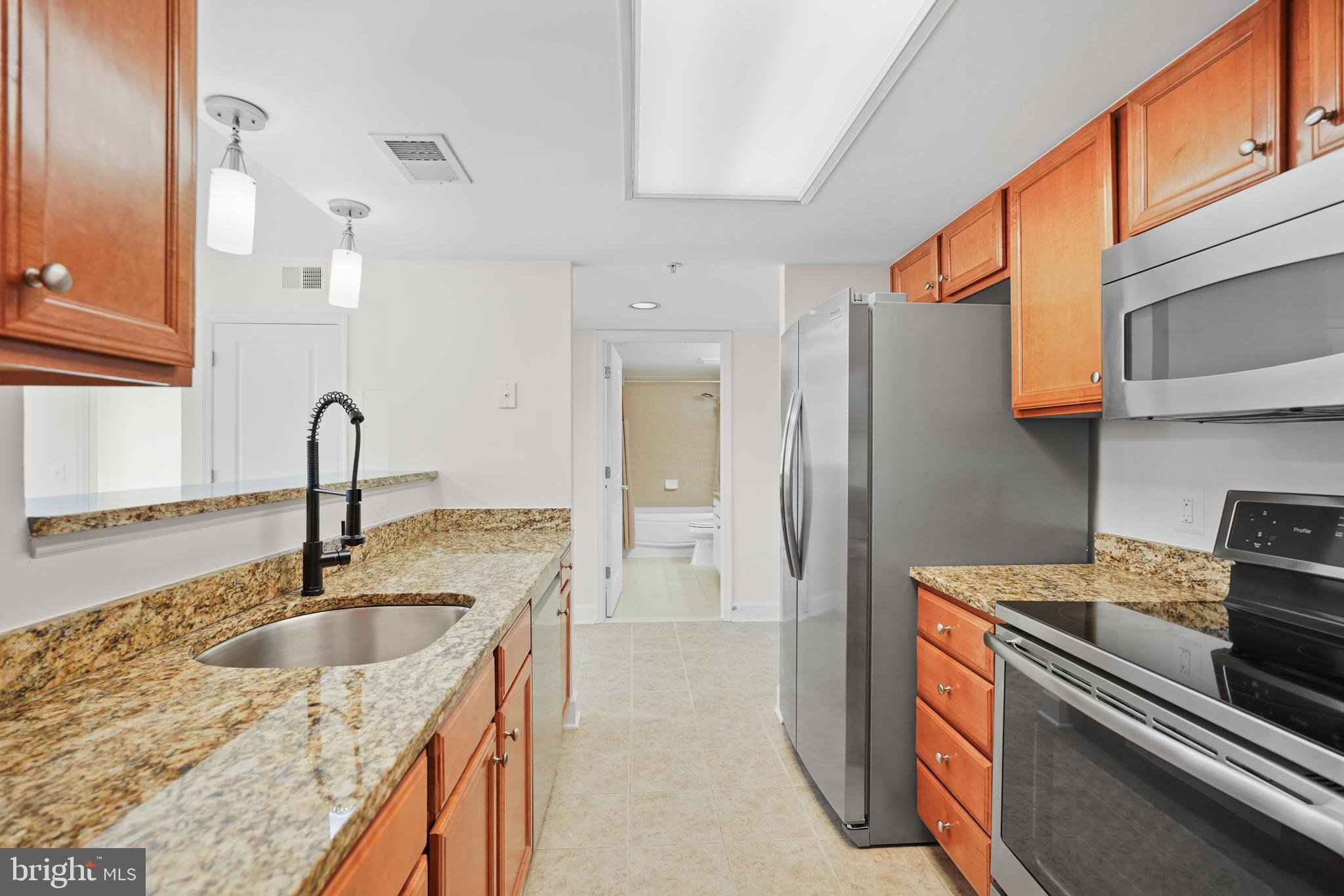 CARLTON HOUSE - Residential