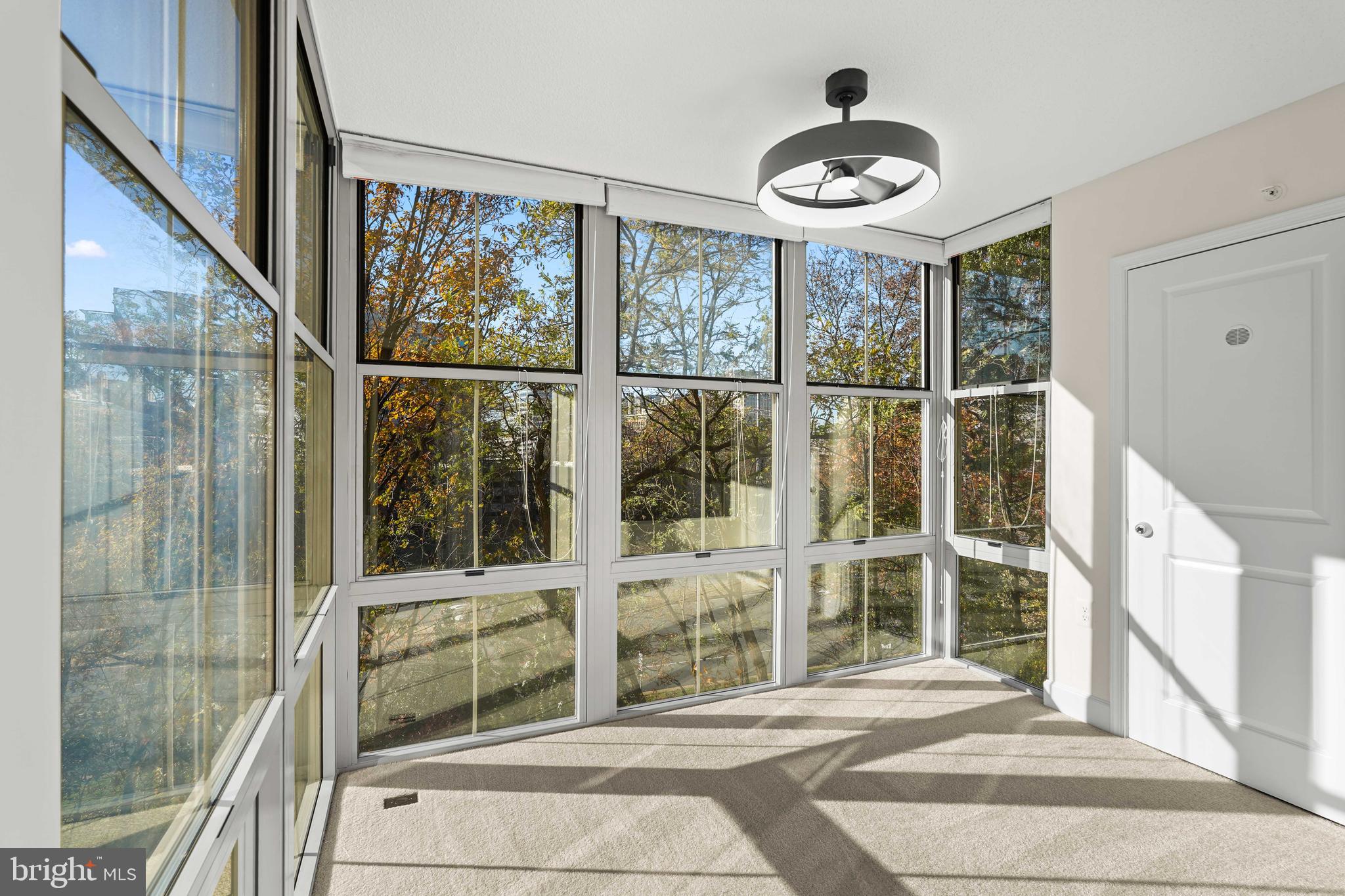 CARLTON HOUSE - Residential