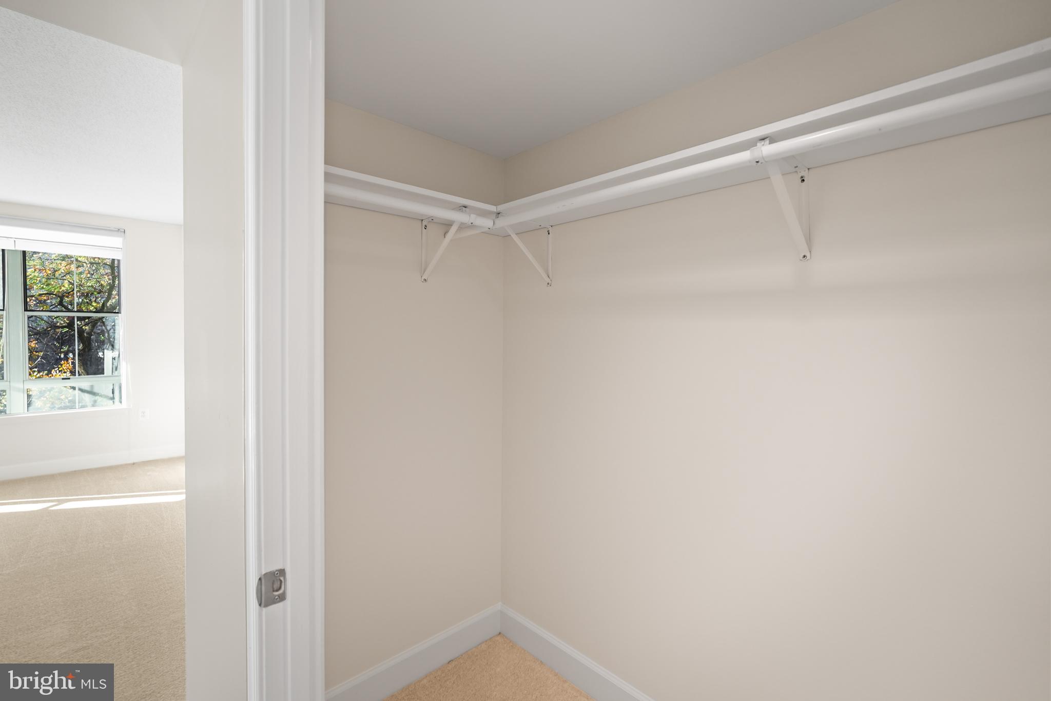 CARLTON HOUSE - Residential