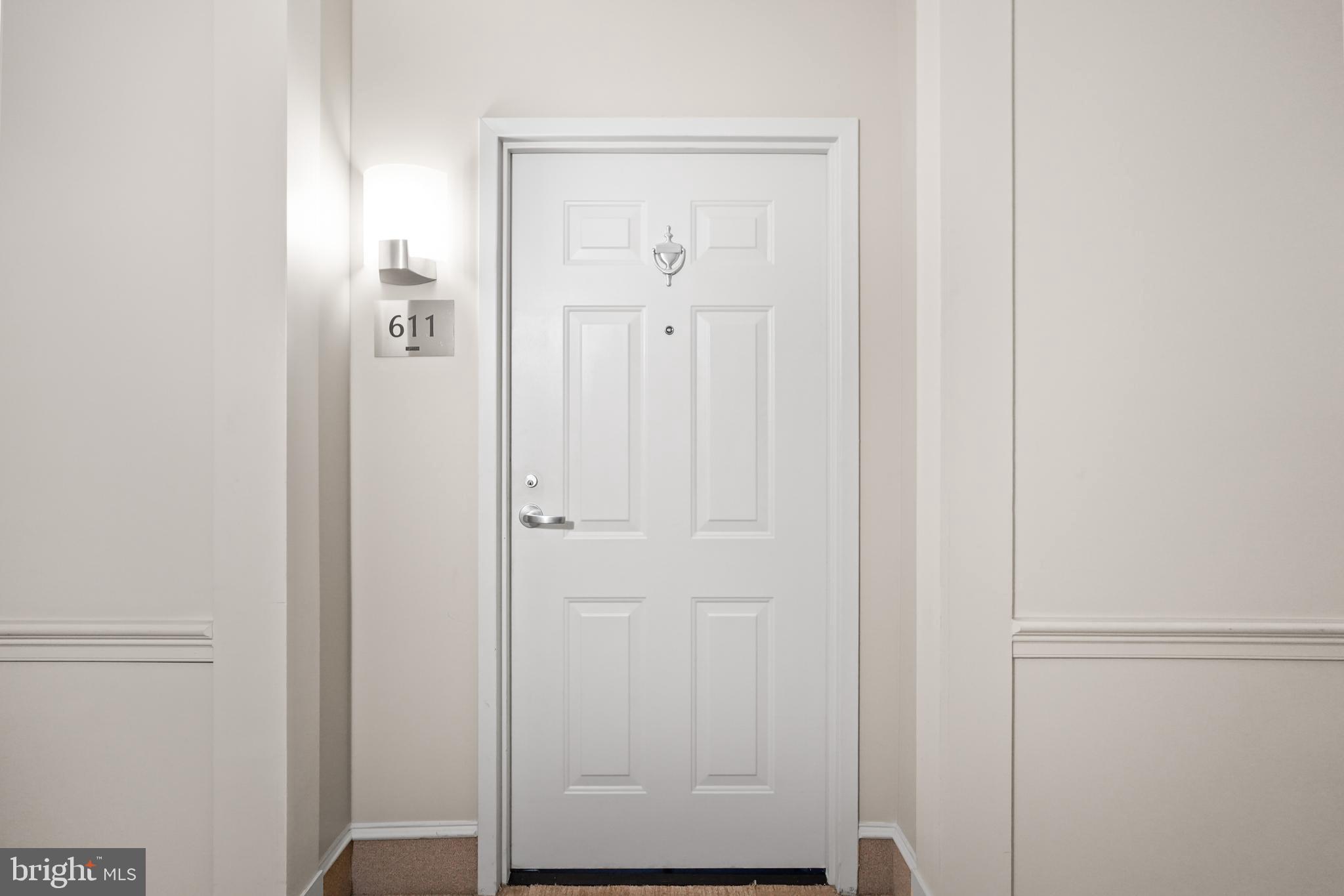 CARLTON HOUSE - Residential