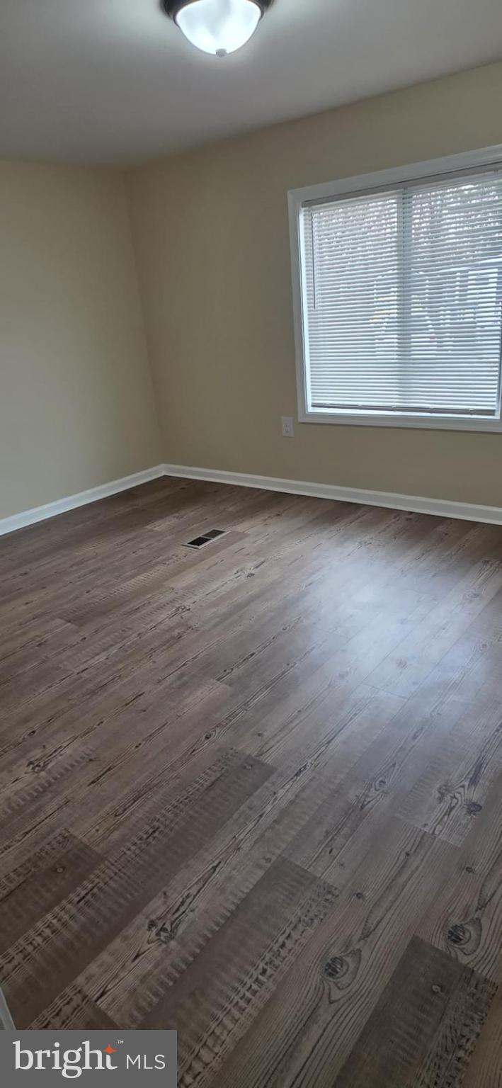 FOXWOOD VILLAGE - Residential