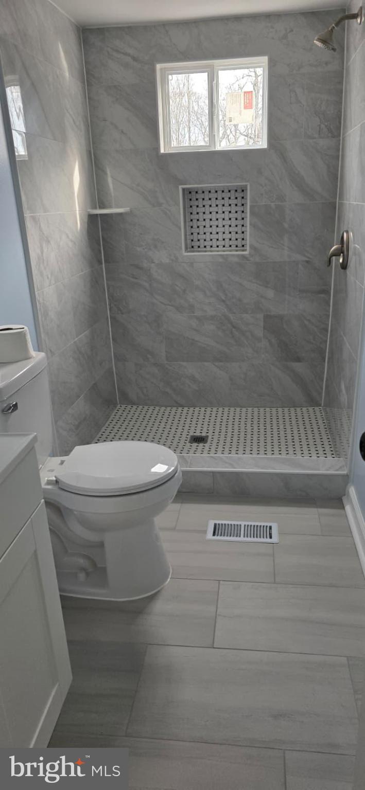 FOXWOOD VILLAGE - Residential