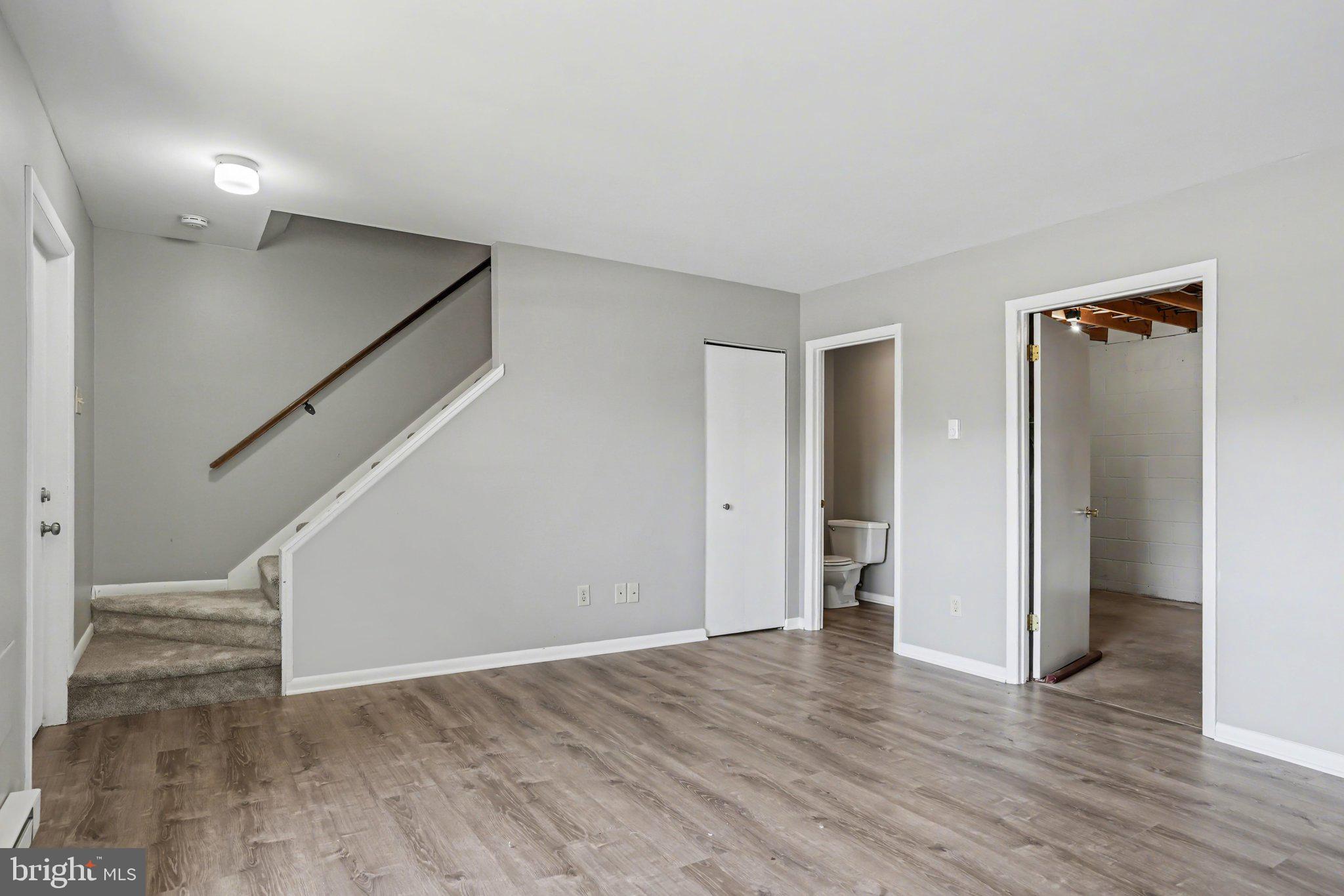 ARLINGTON HILLS - Residential