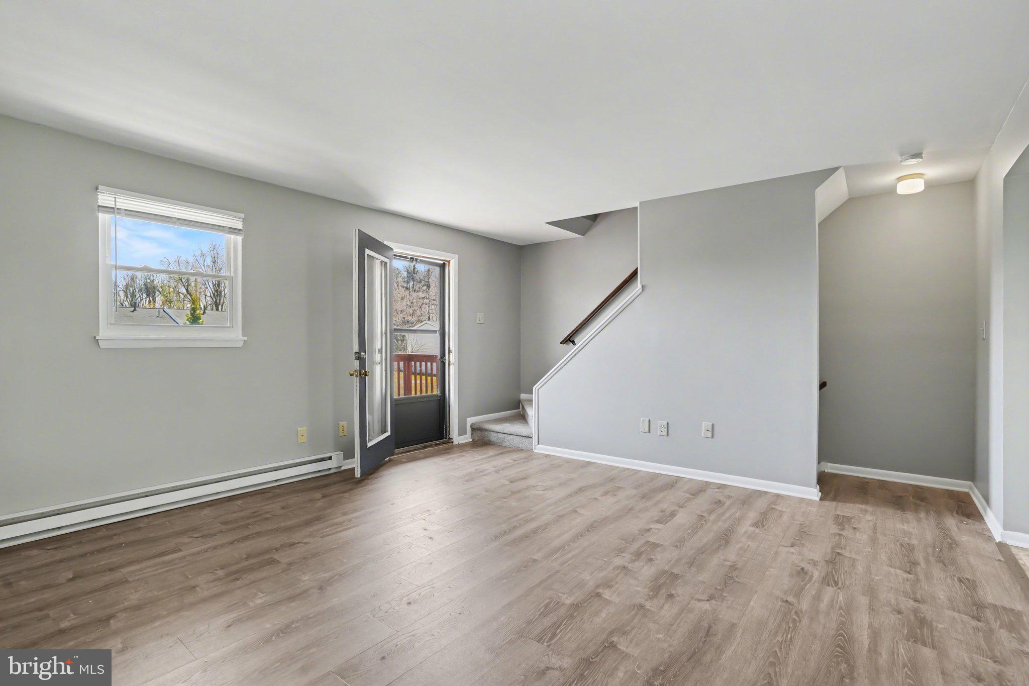 ARLINGTON HILLS - Residential