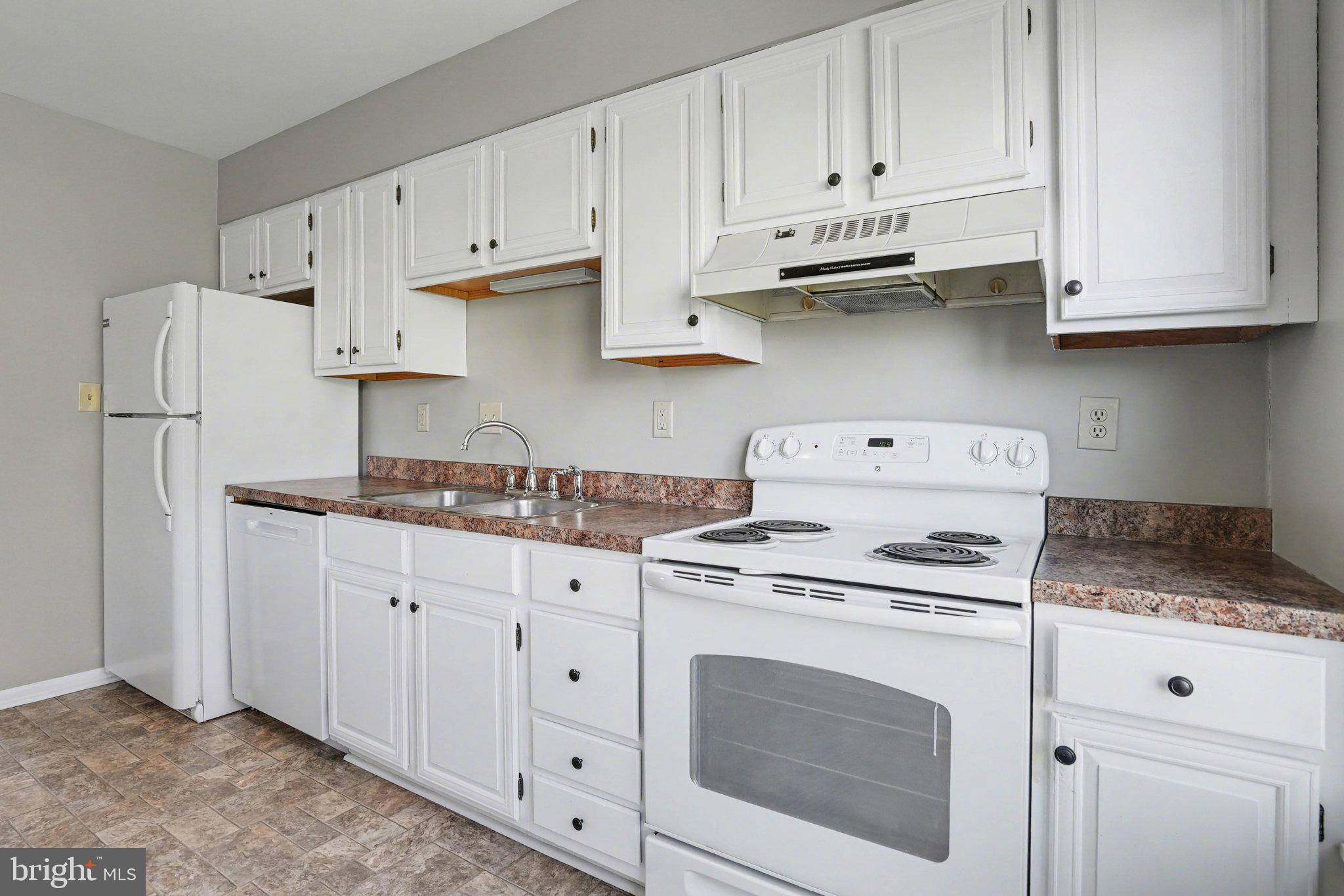 ARLINGTON HILLS - Residential