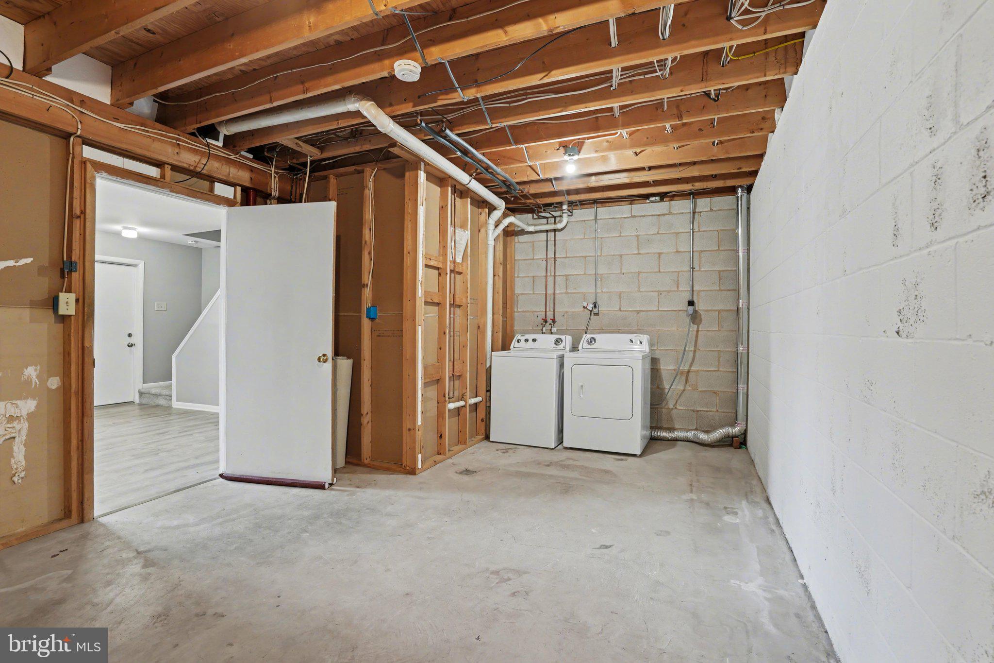 ARLINGTON HILLS - Residential