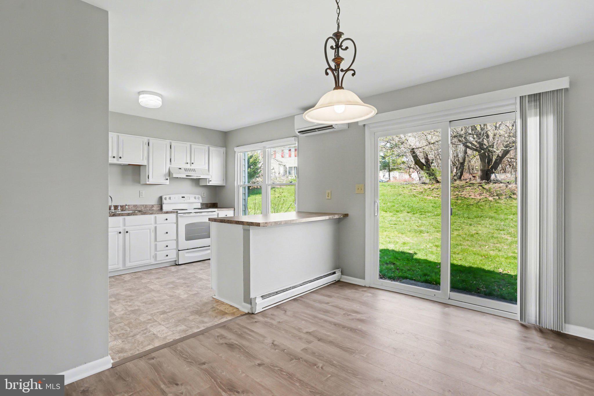 ARLINGTON HILLS - Residential