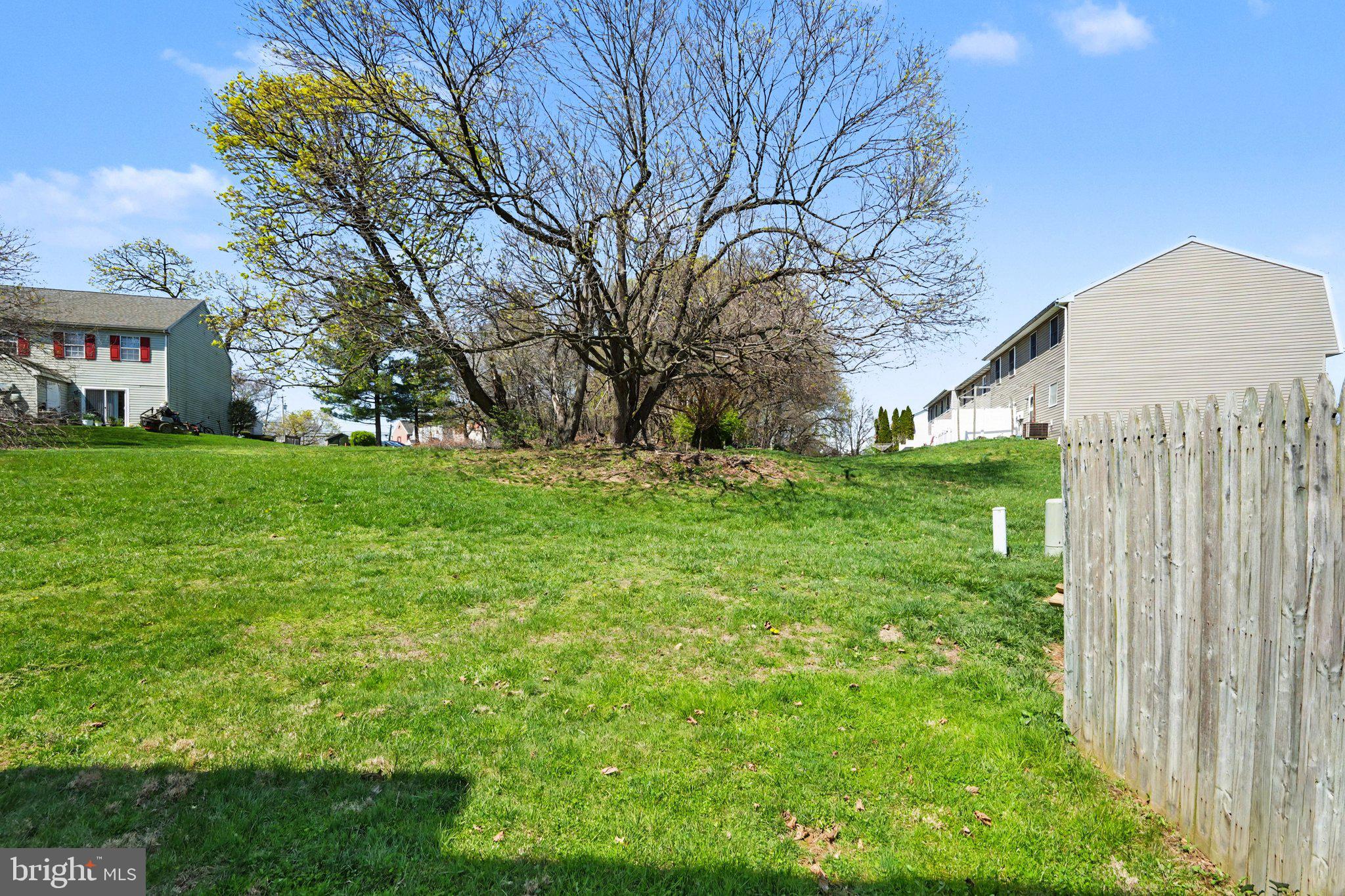 ARLINGTON HILLS - Residential