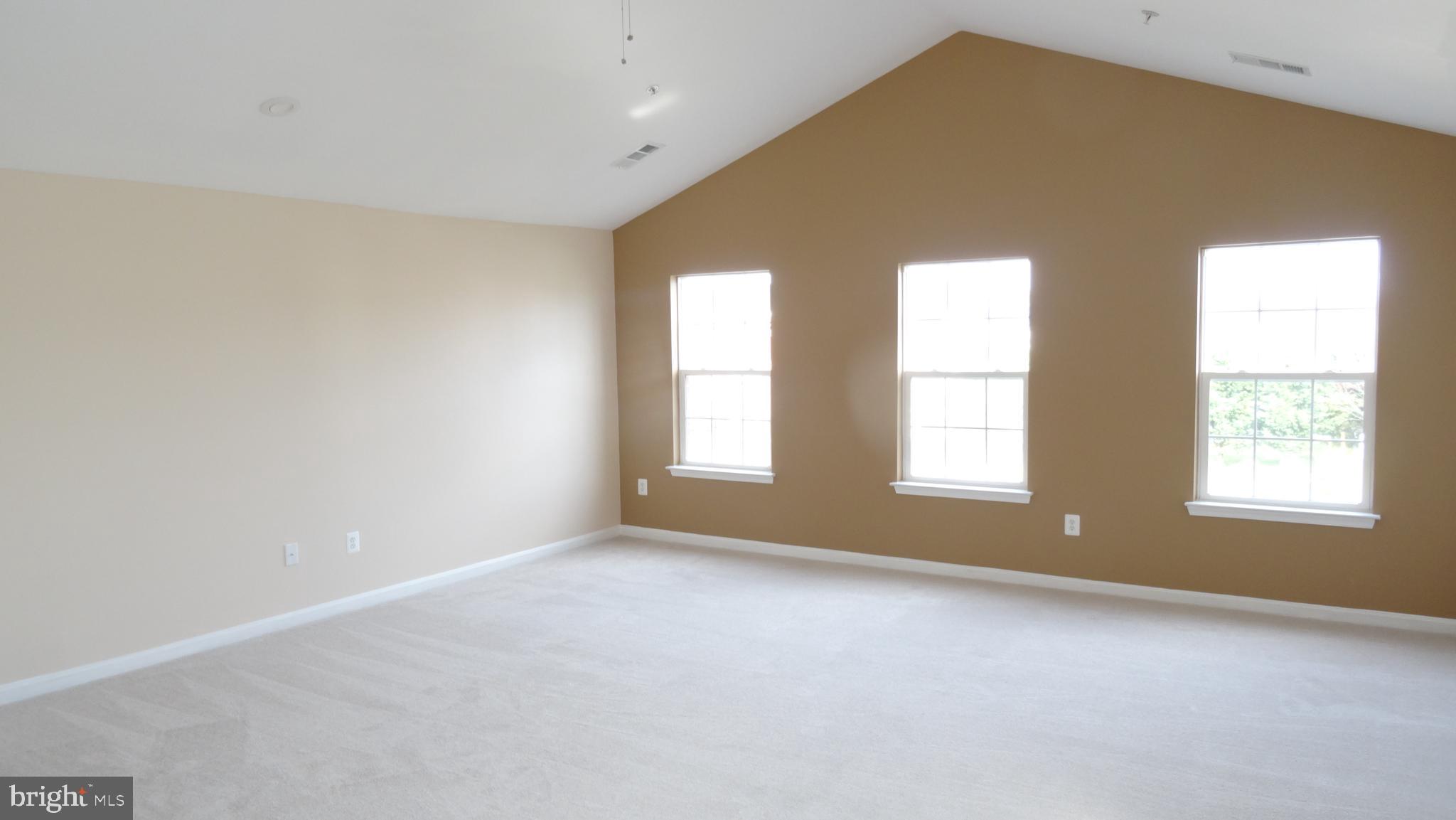 HERITAGE GLEN-PLAT FIVE> - Residential