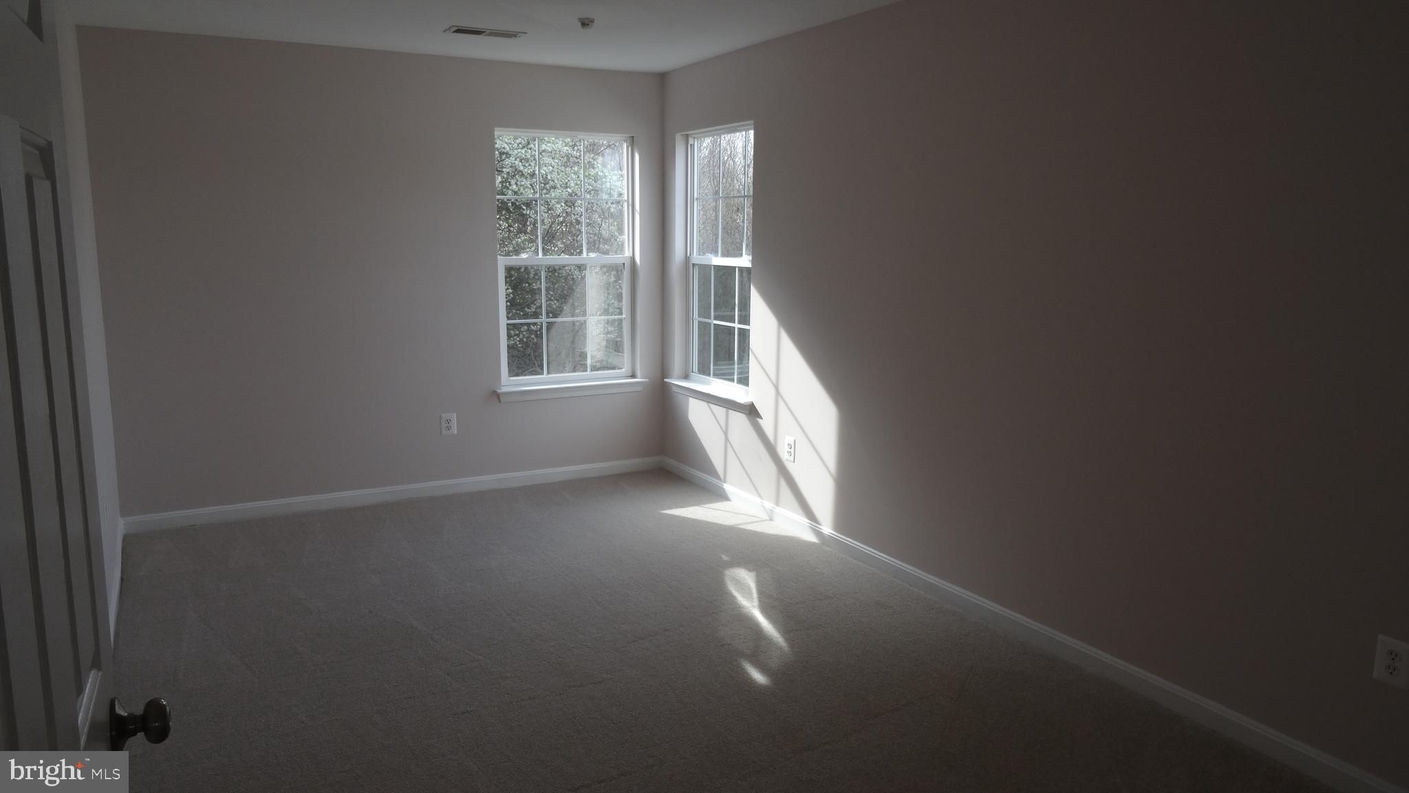 HERITAGE GLEN-PLAT FIVE> - Residential