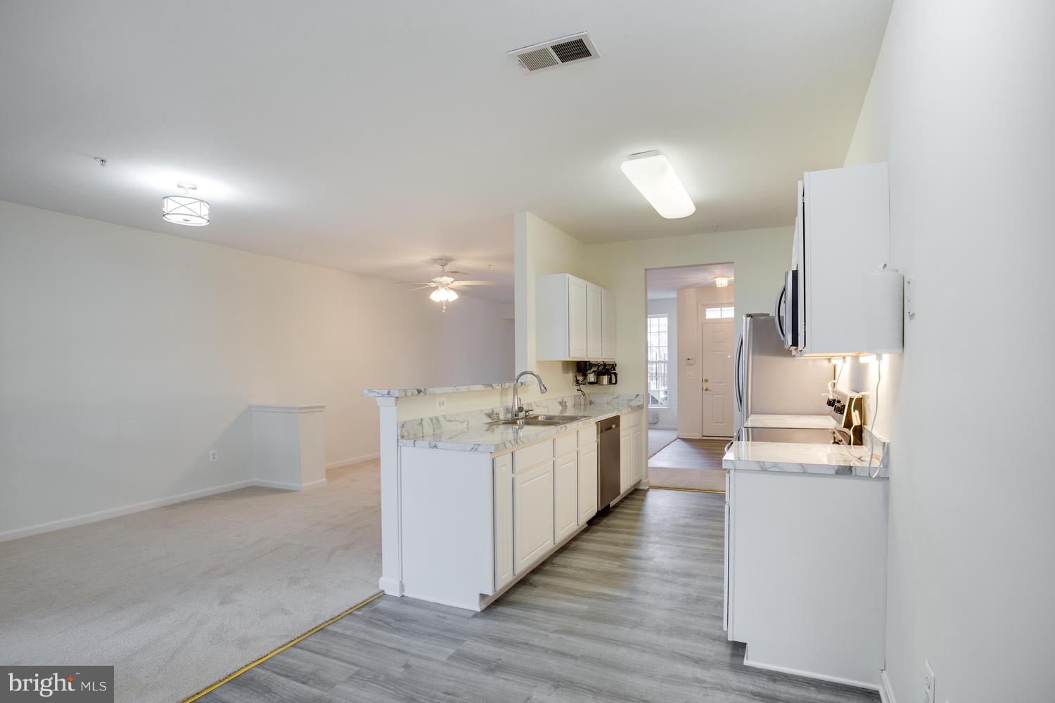 HARBOUR GATES - Residential Lease