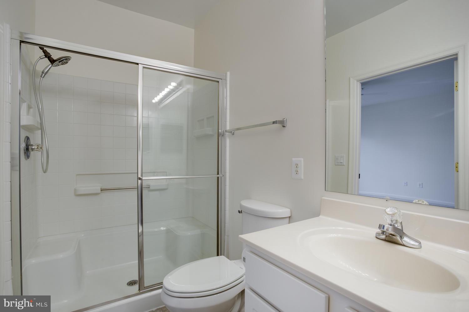 HARBOUR GATES - Residential Lease