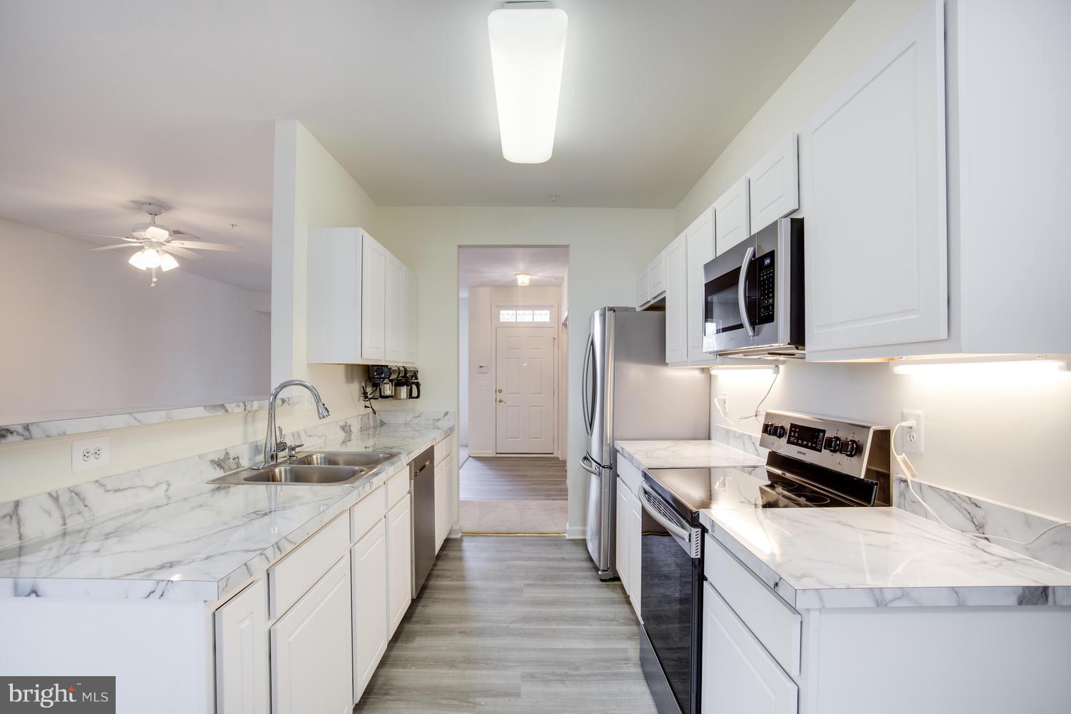 HARBOUR GATES - Residential Lease