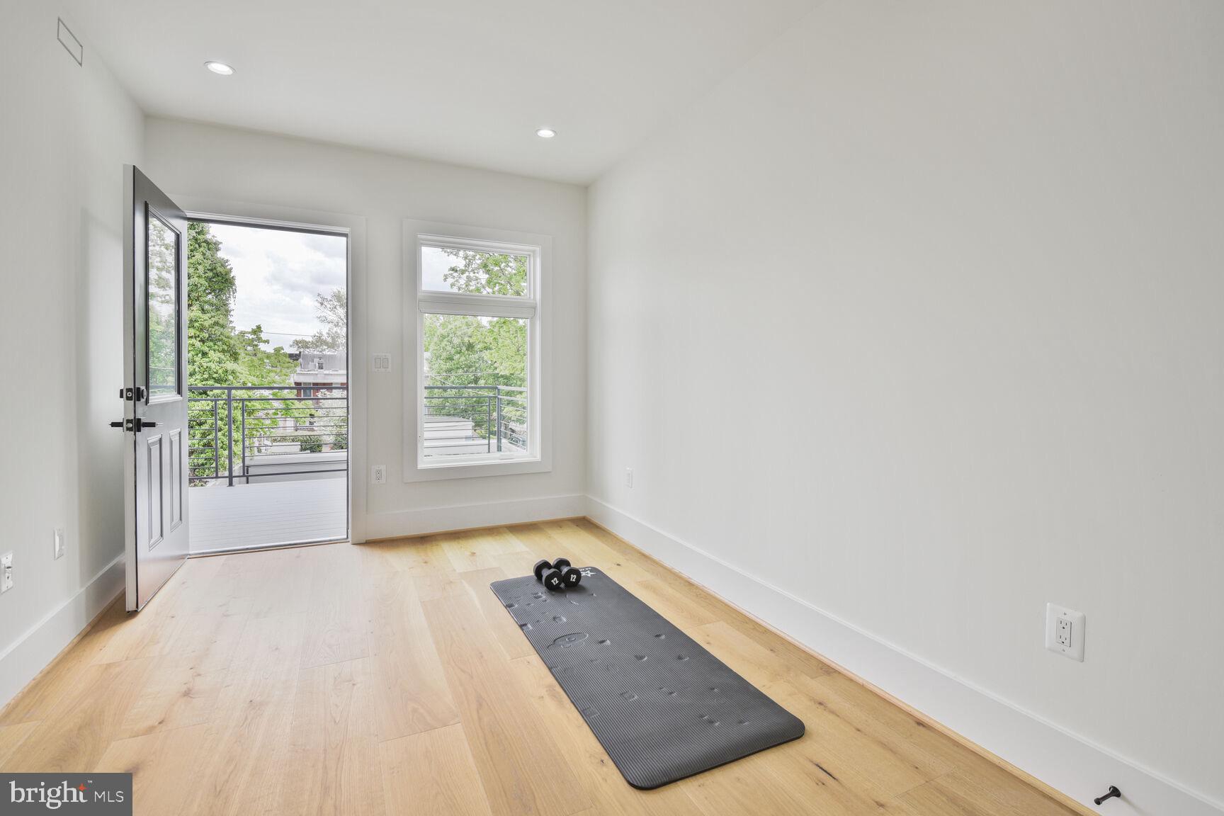 16TH STREET HEIGHTS - Residential