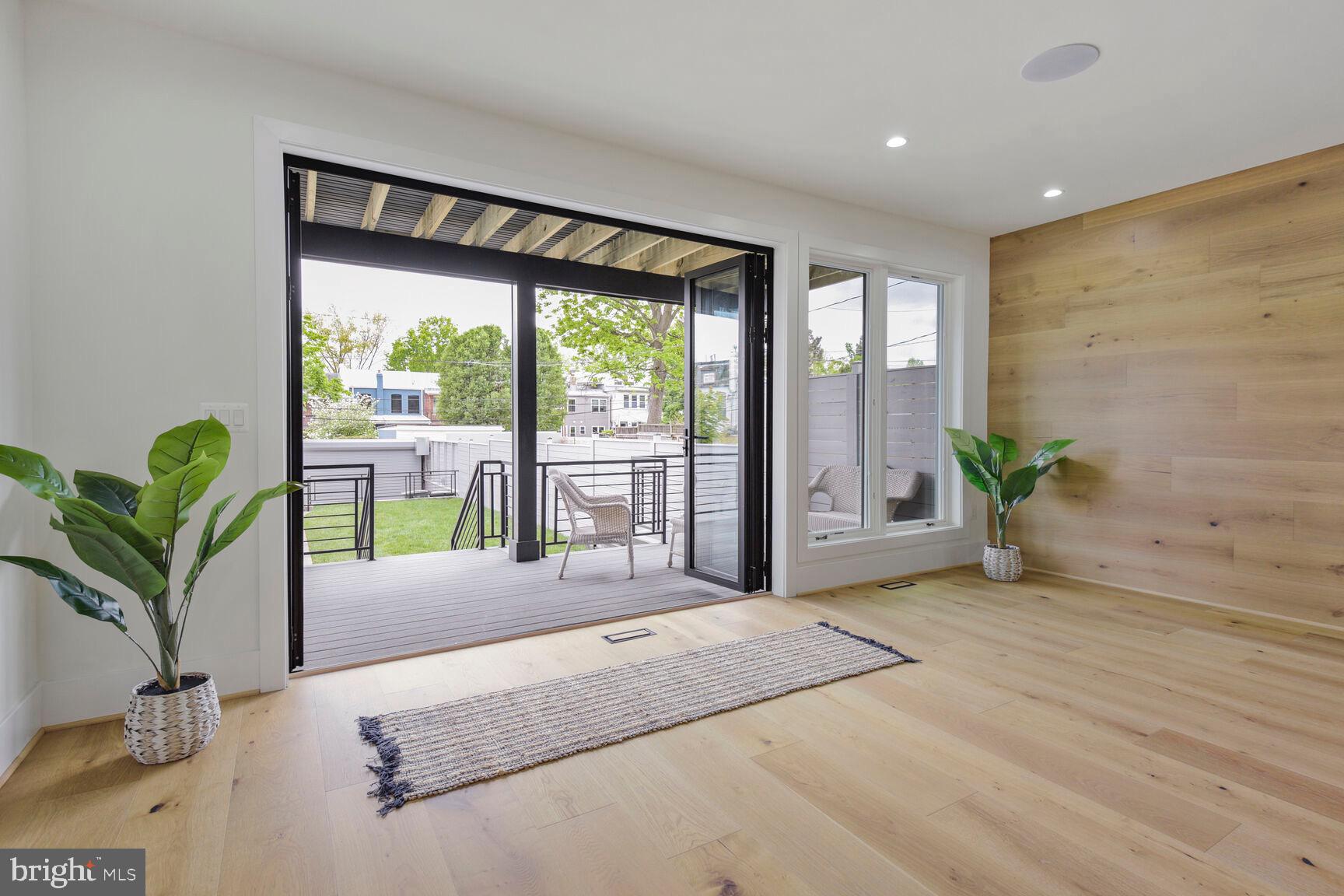 16TH STREET HEIGHTS - Residential