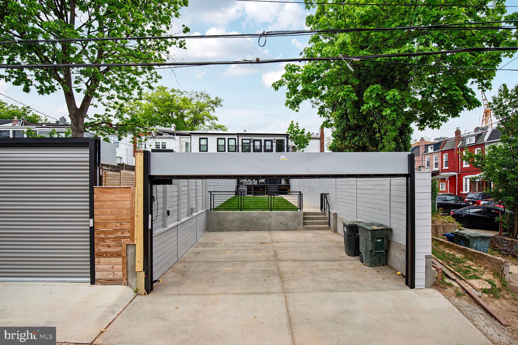 16TH STREET HEIGHTS - Residential