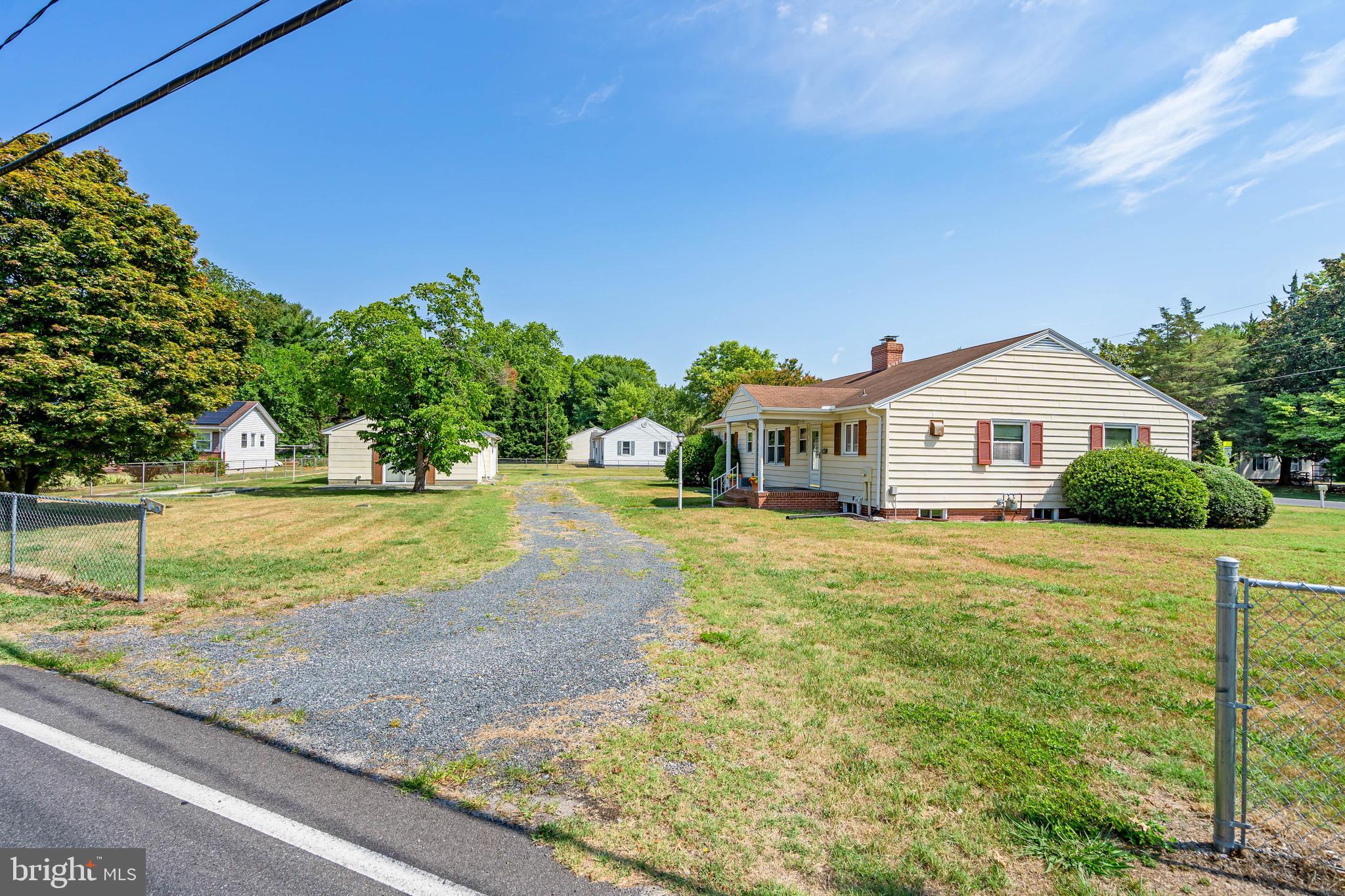 WHITE PLAINS - Residential