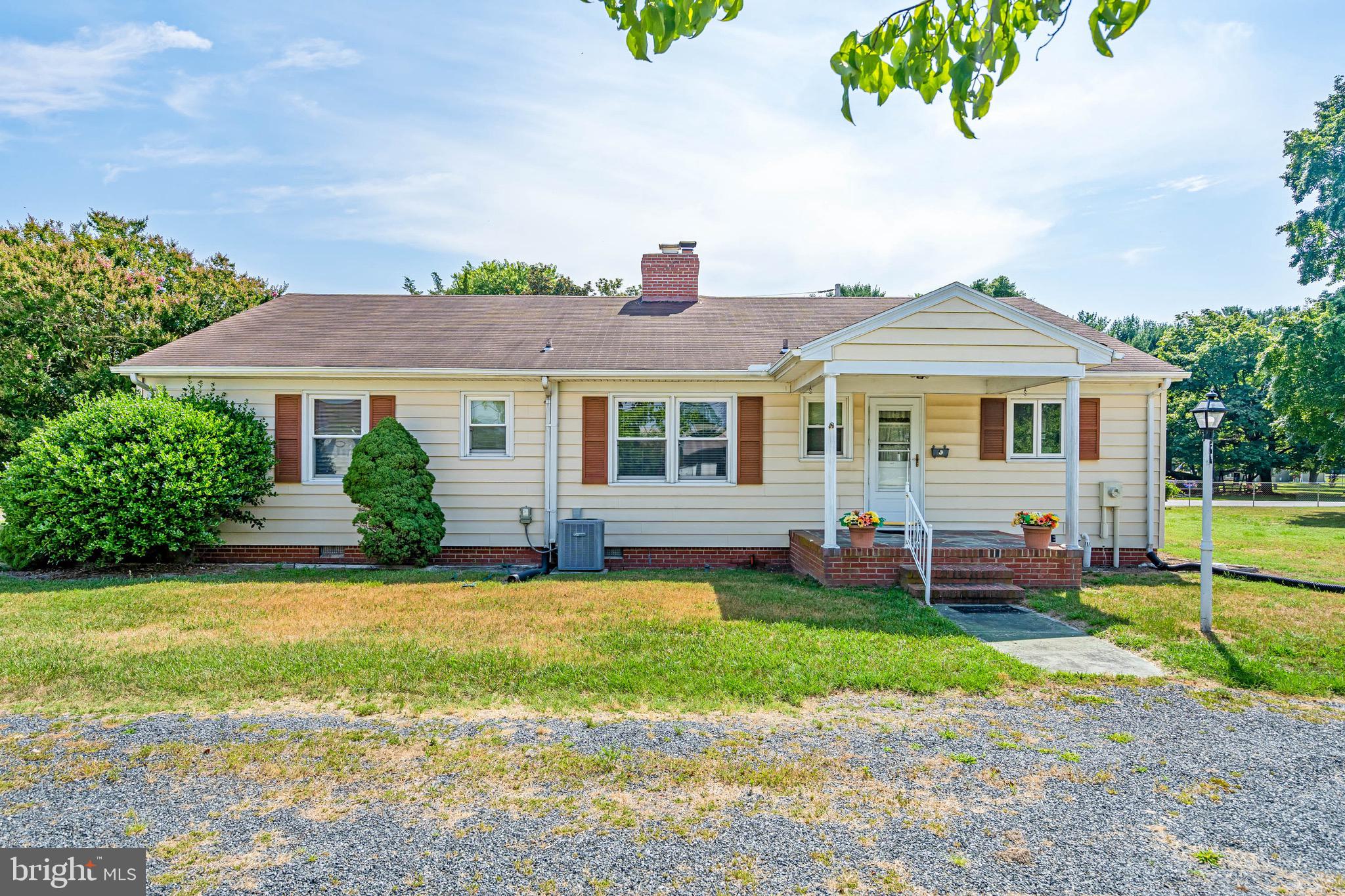 WHITE PLAINS - Residential