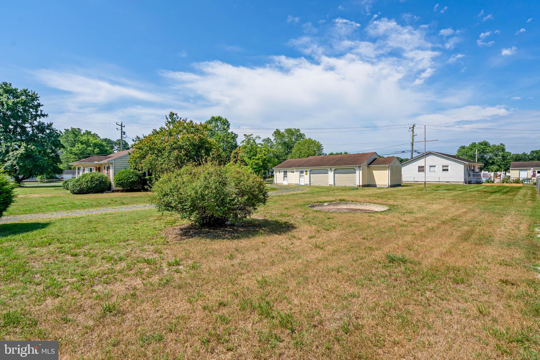 WHITE PLAINS - Residential