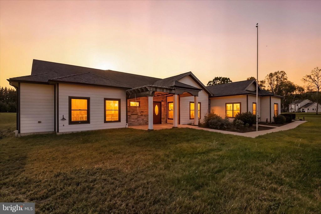 Photo of 8368 Hawkins Creamery Road, GAITHERSBURG, MD 20882 (MLS # MDMC2205250)