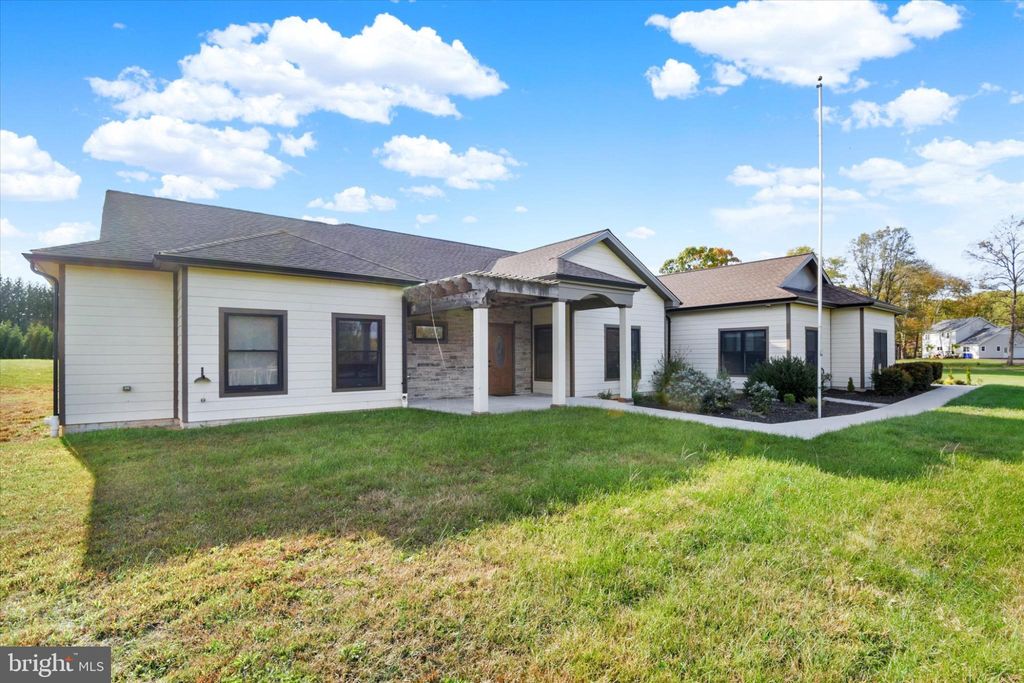 Photo of 8368 Hawkins Creamery Road, GAITHERSBURG, MD 20882 (MLS # MDMC2205250)