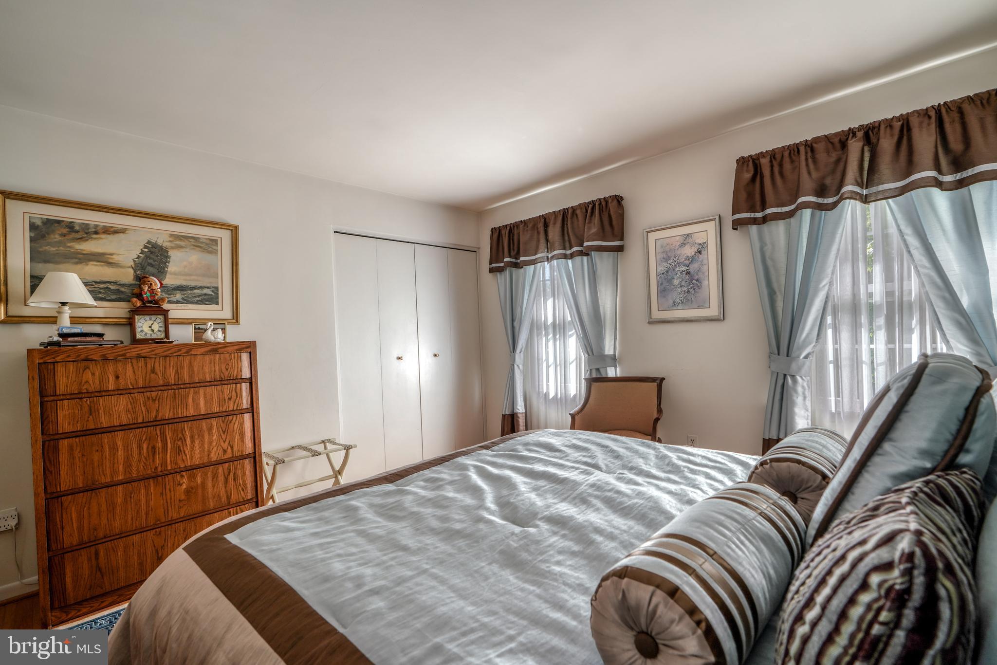 FOX CHAPEL - Residential