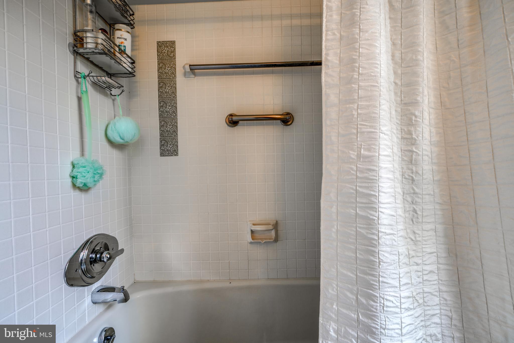 FOX CHAPEL - Residential