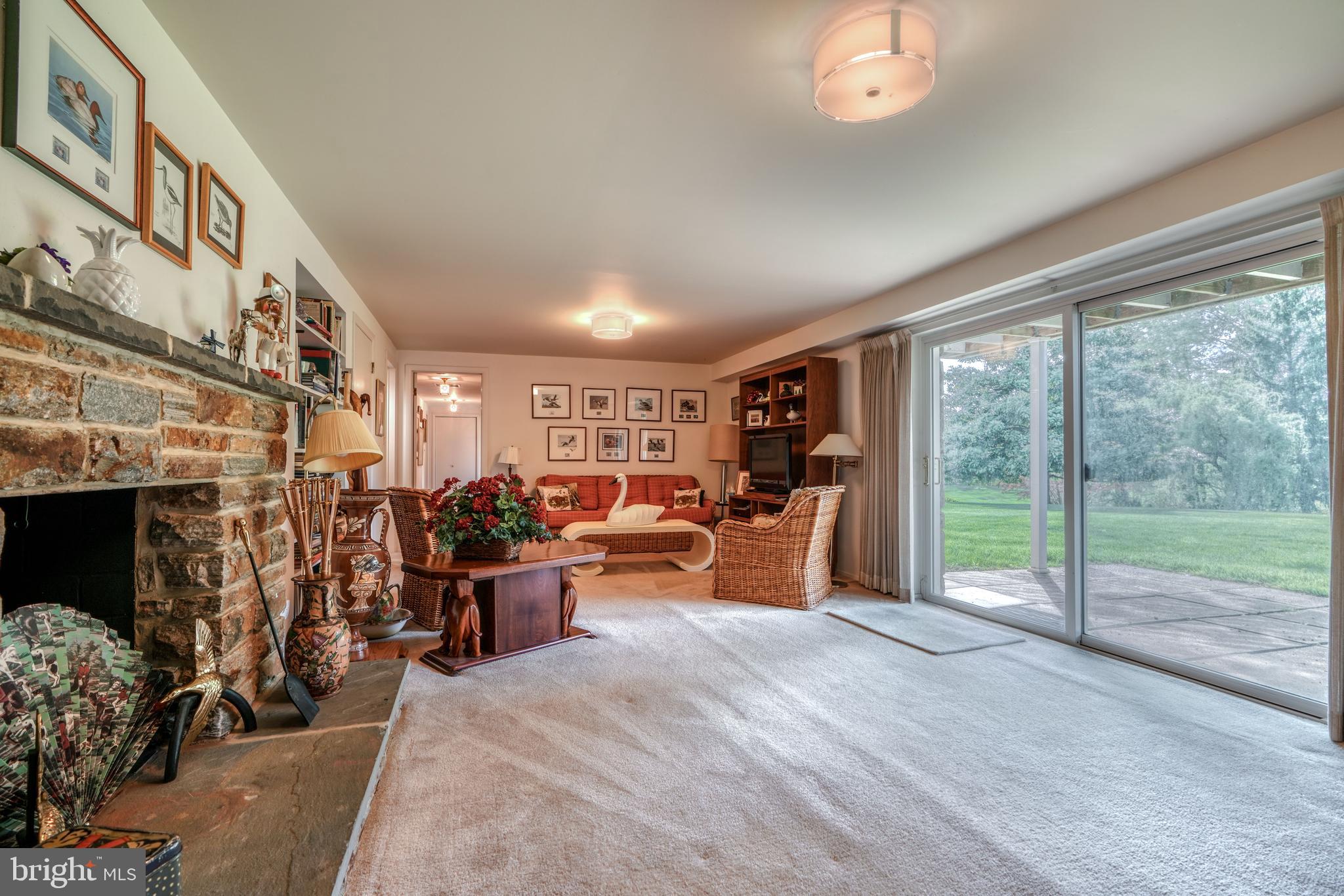 FOX CHAPEL - Residential