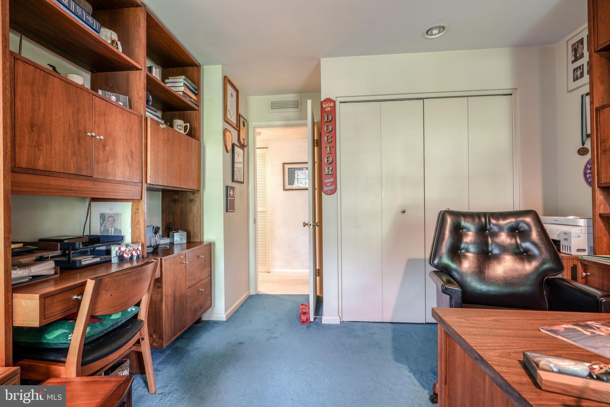 FOX CHAPEL - Residential