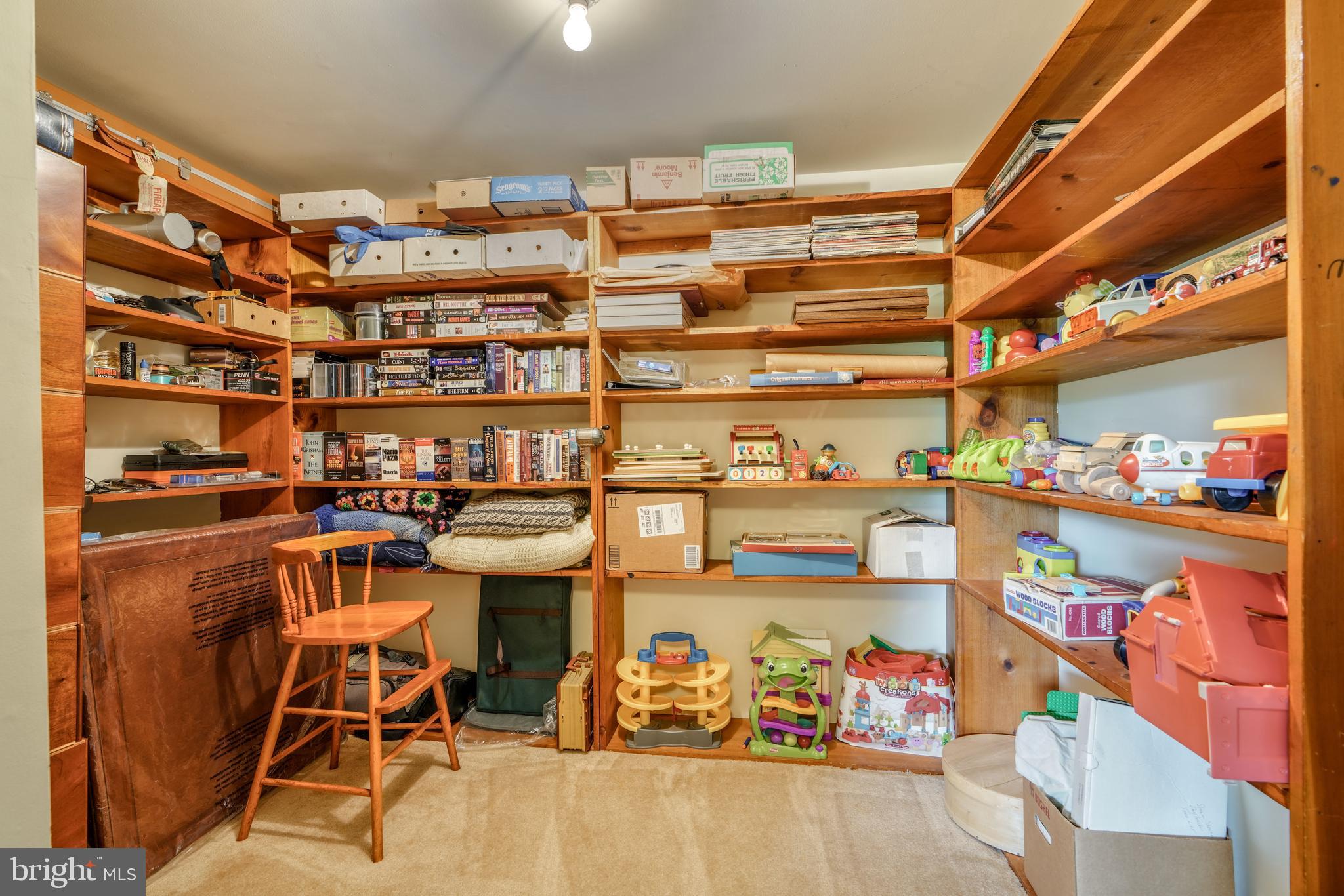 FOX CHAPEL - Residential