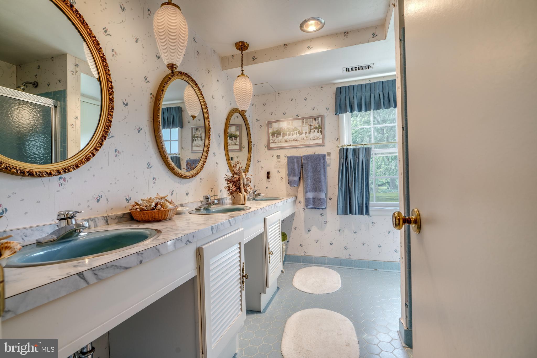 FOX CHAPEL - Residential