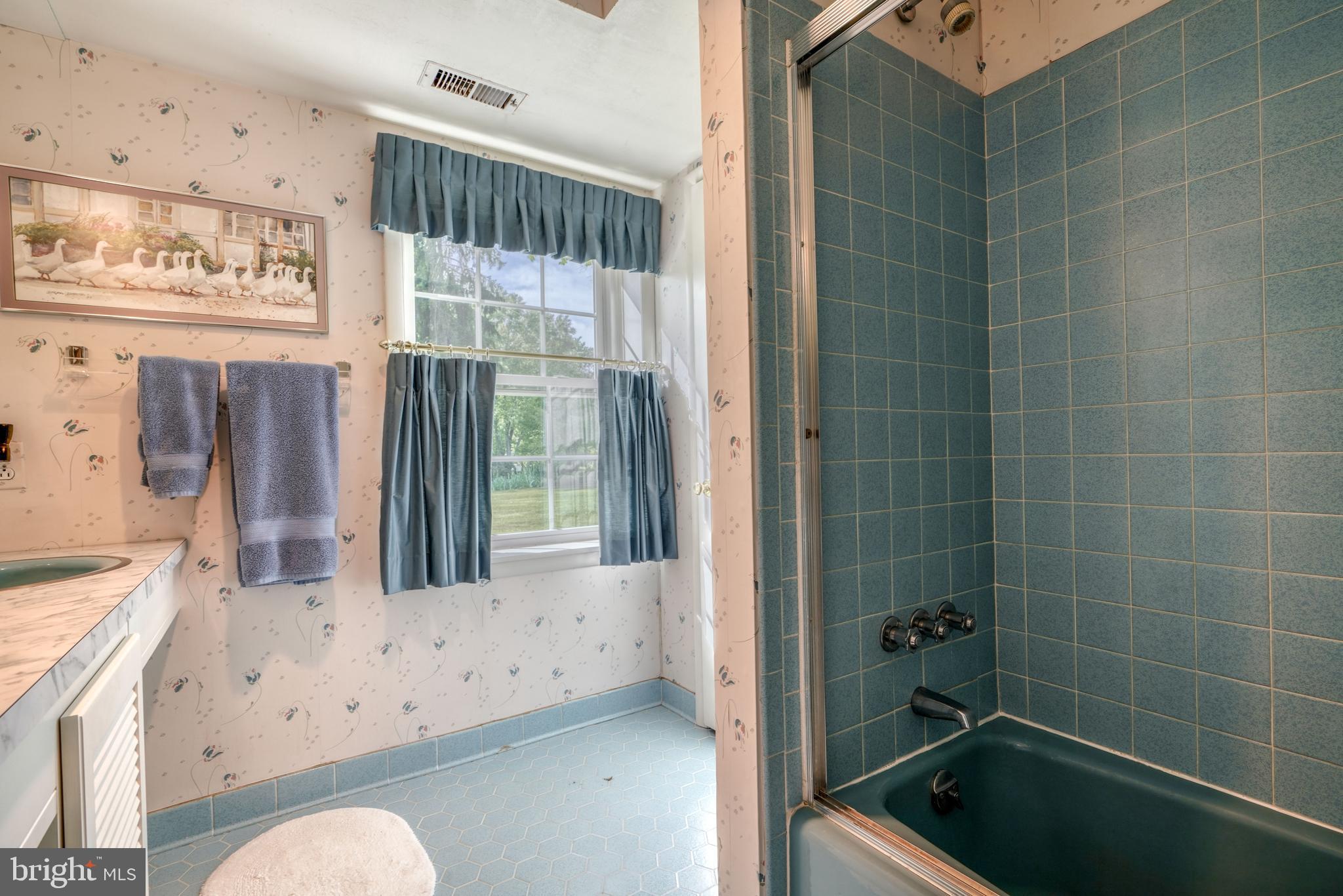 FOX CHAPEL - Residential