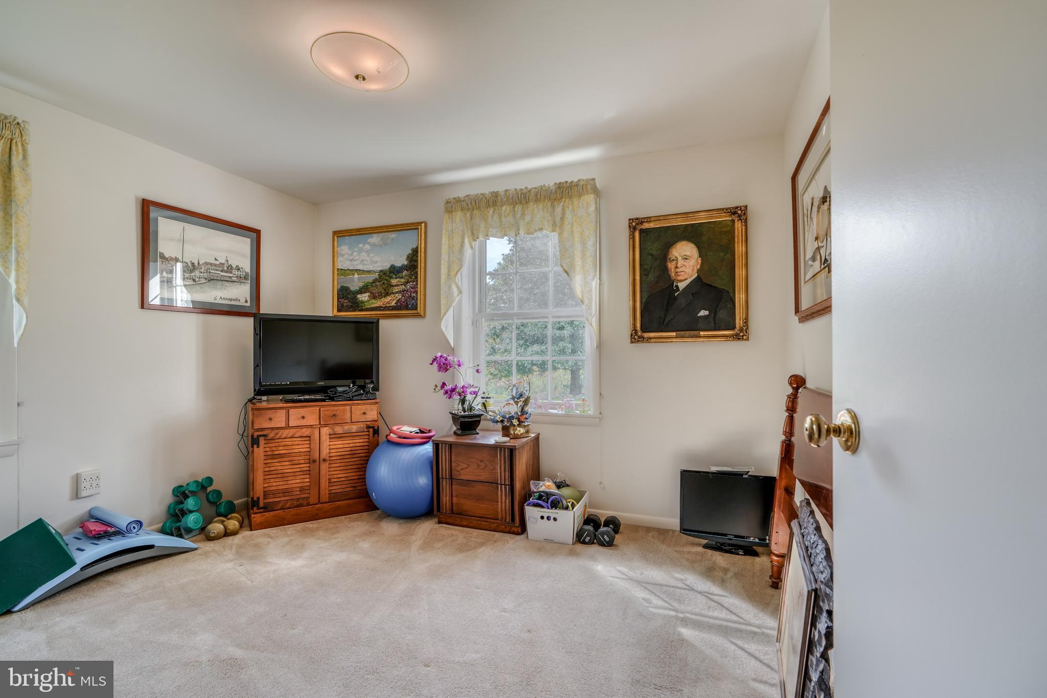 FOX CHAPEL - Residential