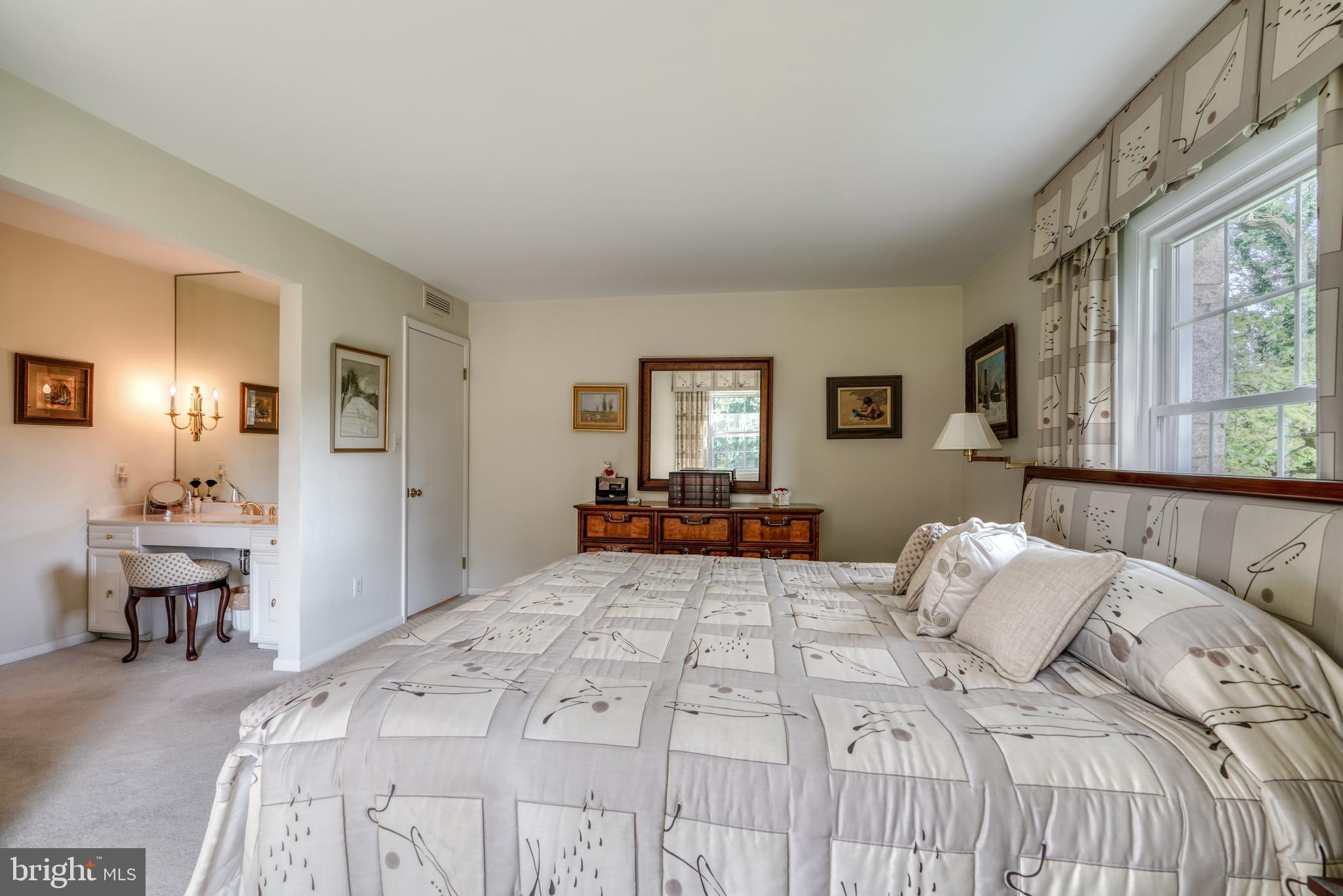 FOX CHAPEL - Residential