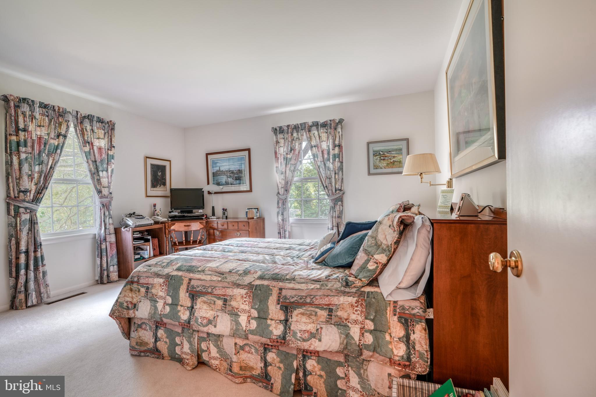 FOX CHAPEL - Residential