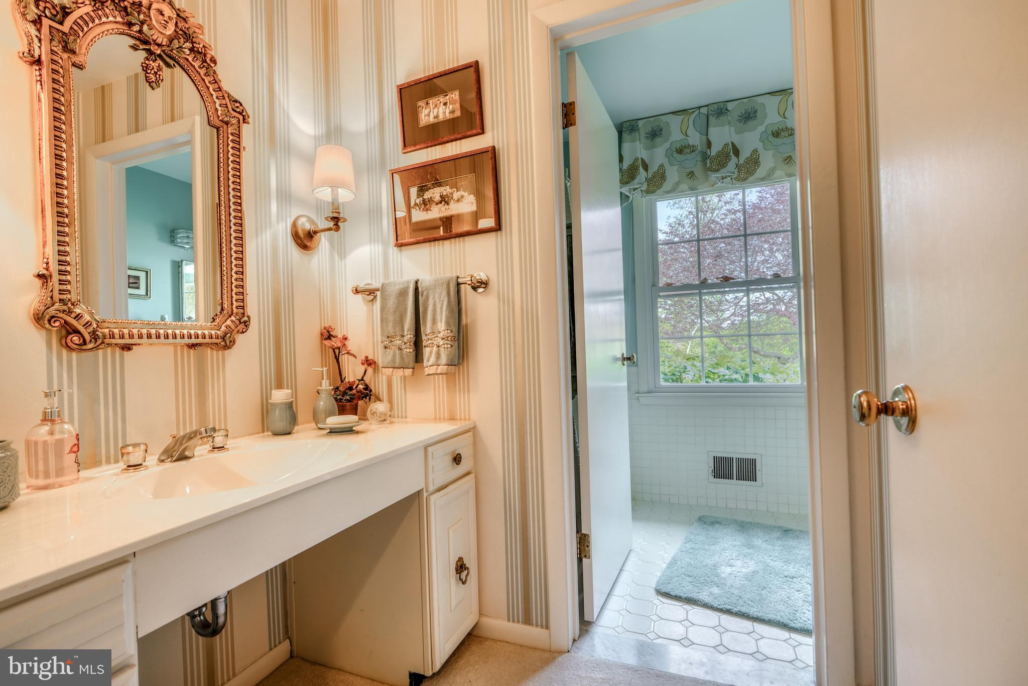 FOX CHAPEL - Residential