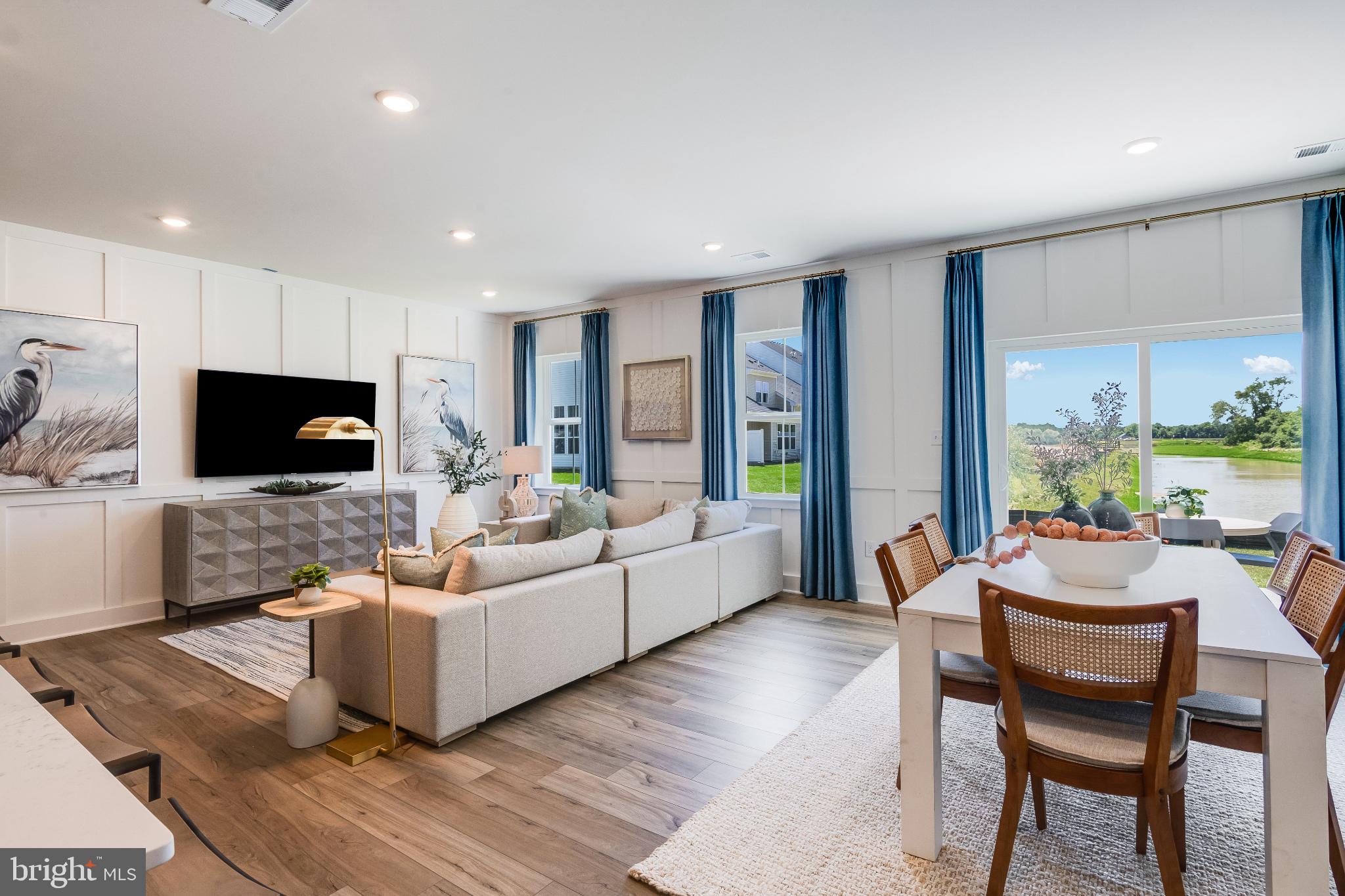 SOMERTON CHASE - Residential