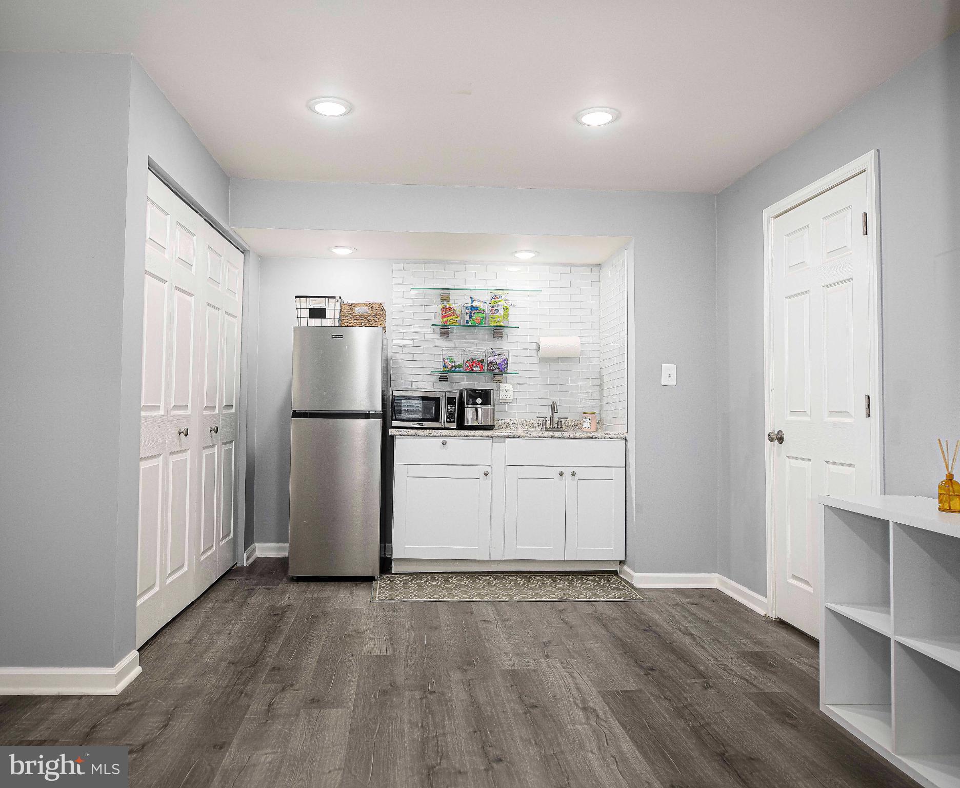 KINGS CHARTER - Residential