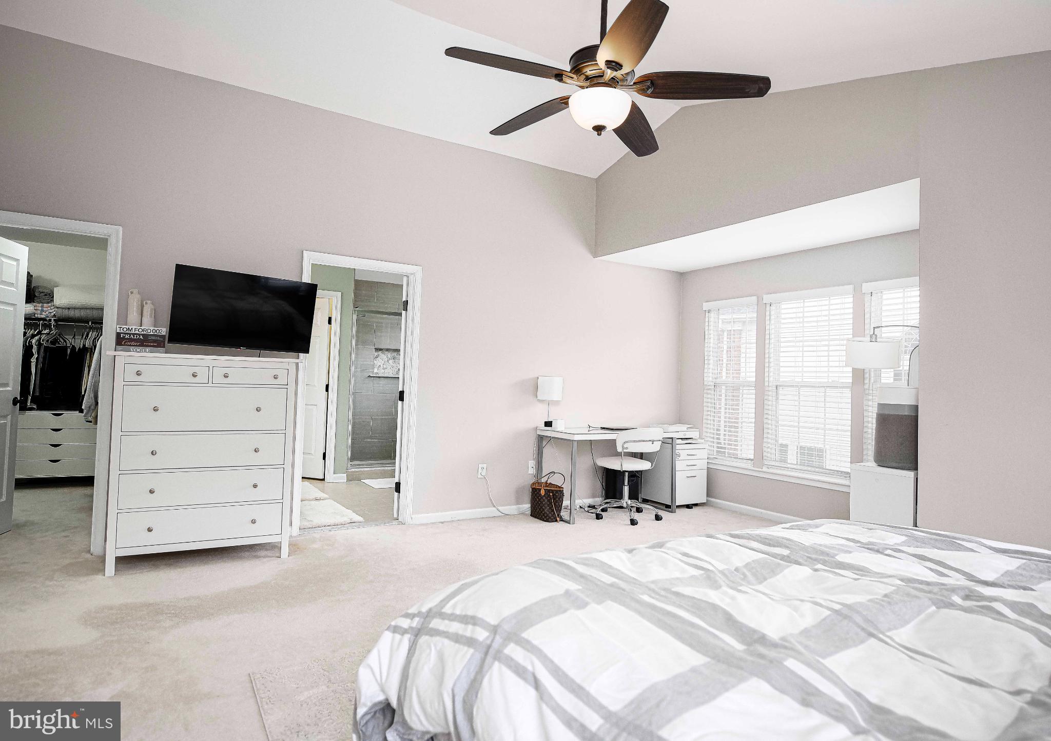 KINGS CHARTER - Residential