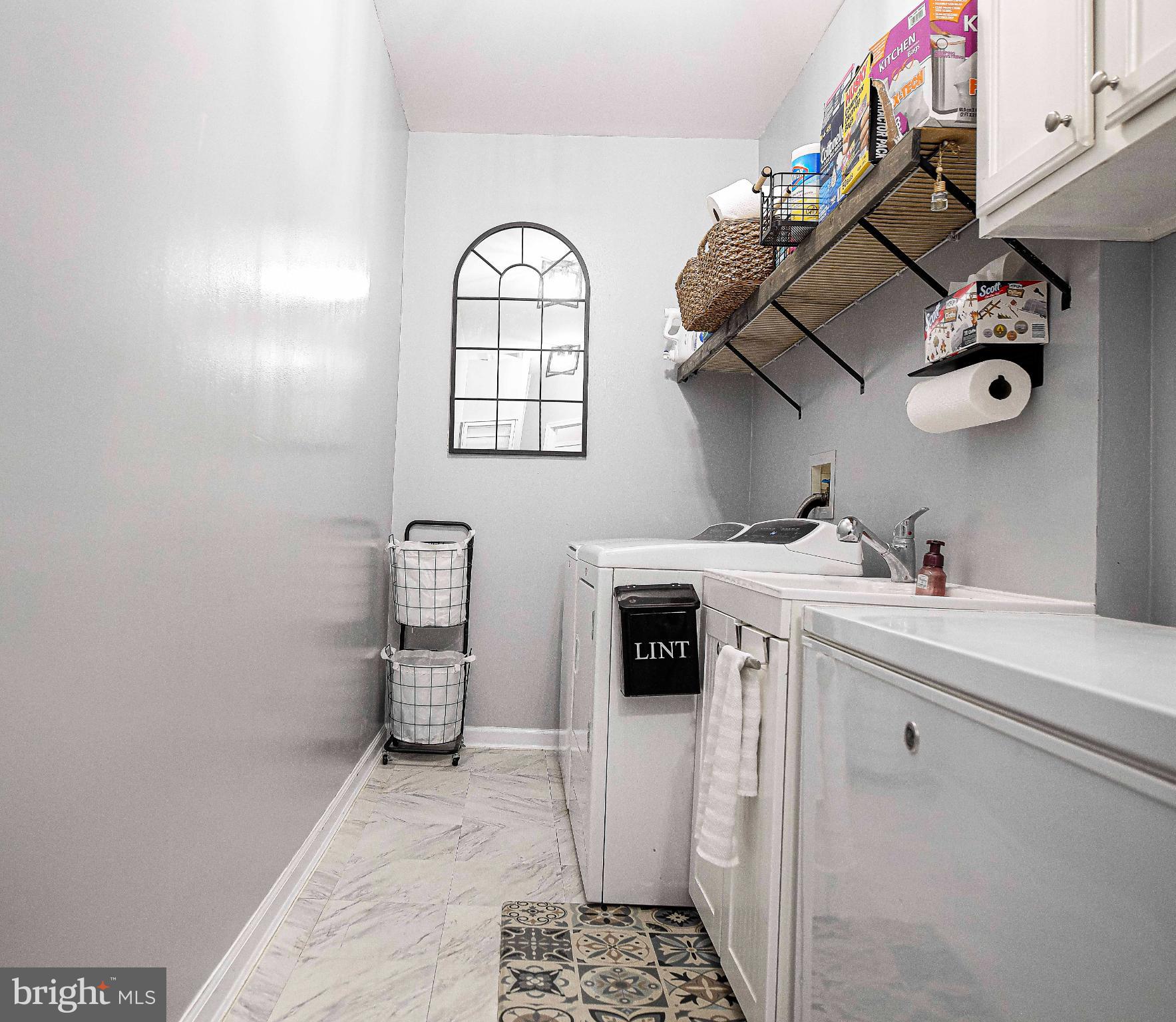 KINGS CHARTER - Residential