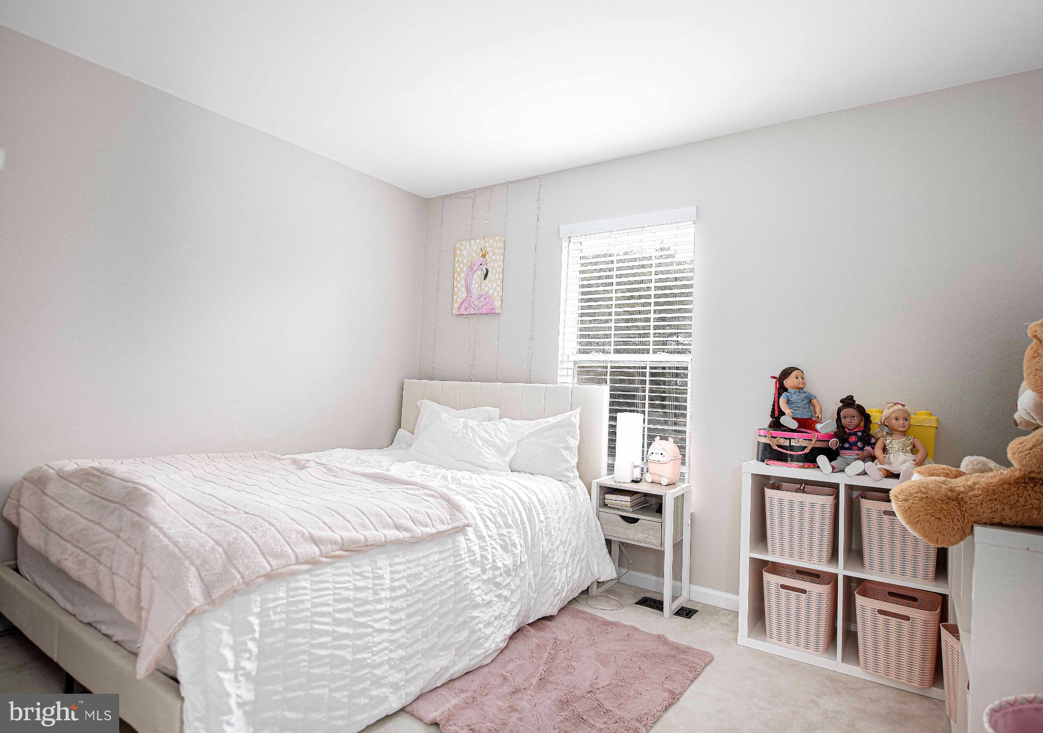 KINGS CHARTER - Residential