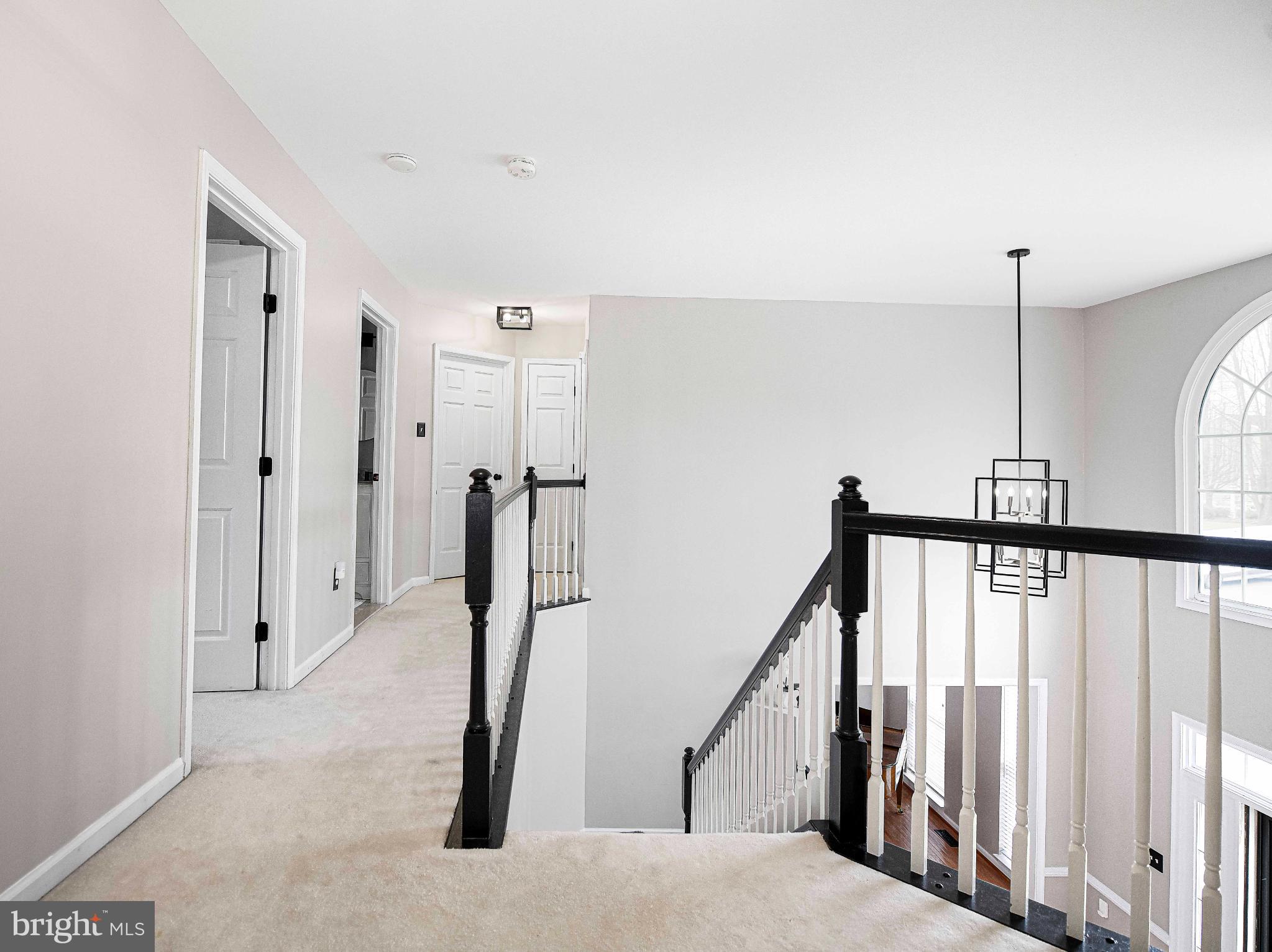 KINGS CHARTER - Residential