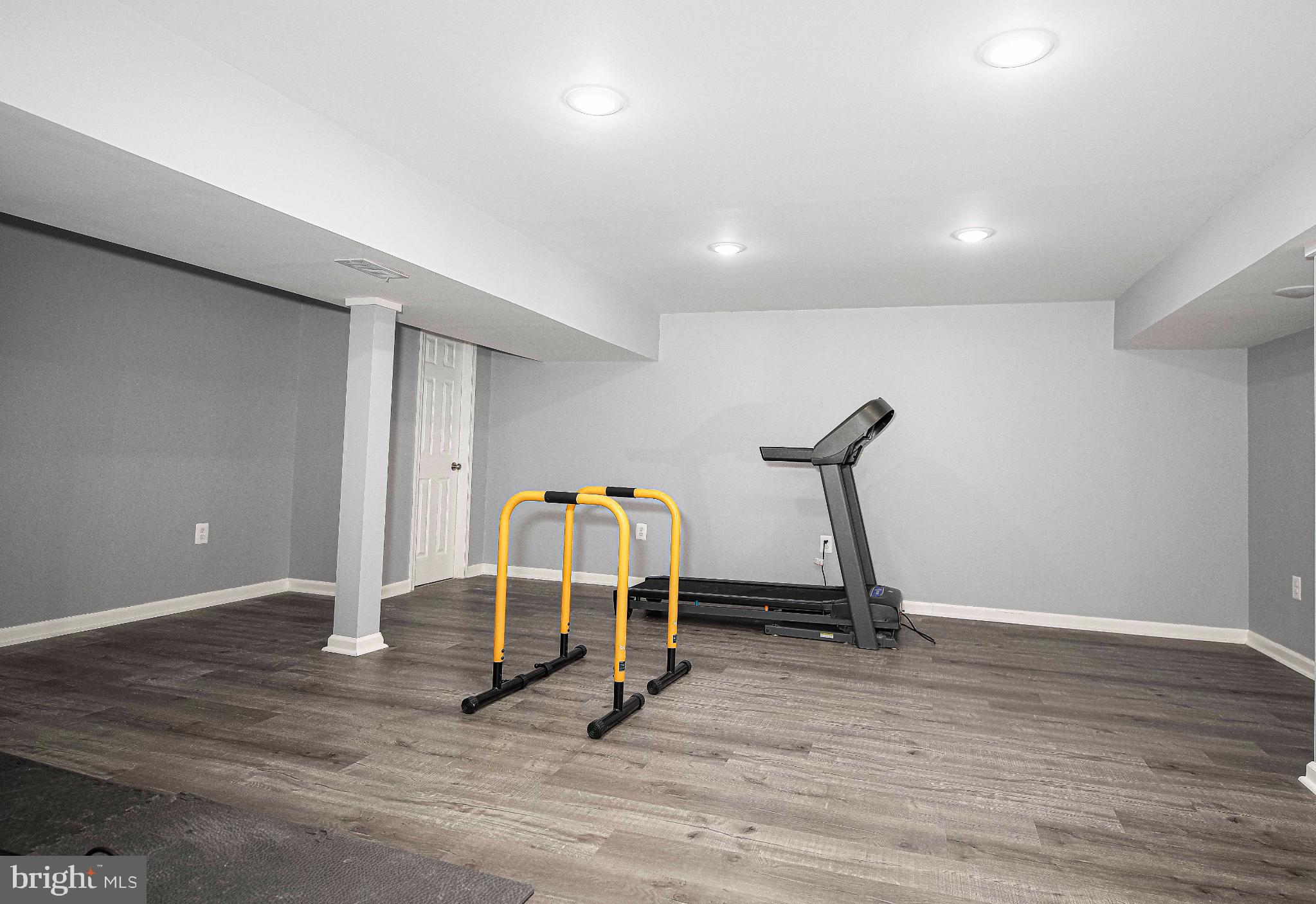 KINGS CHARTER - Residential